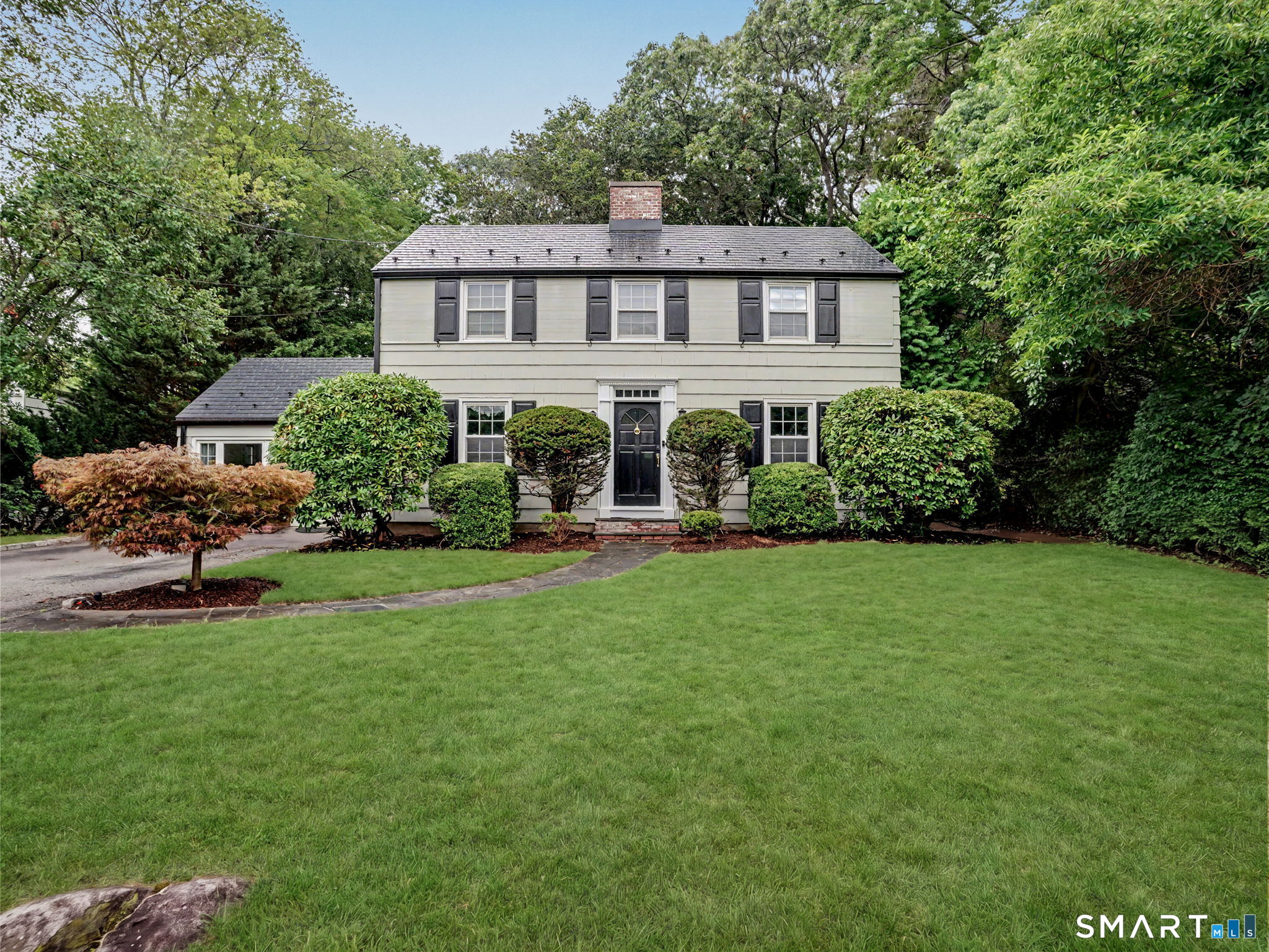 2 Arnold Lane Property Photo 1