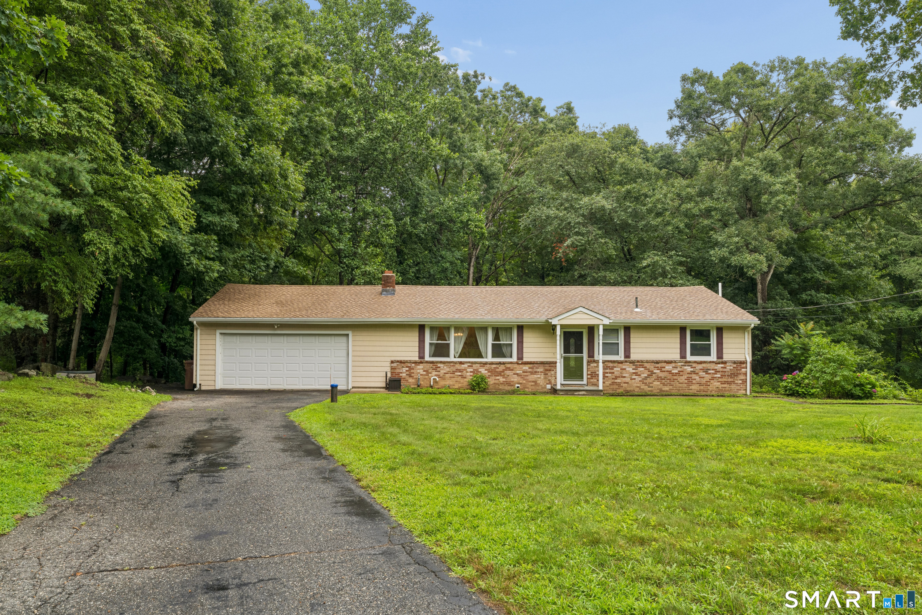 28 Andrew Drive Property Photo