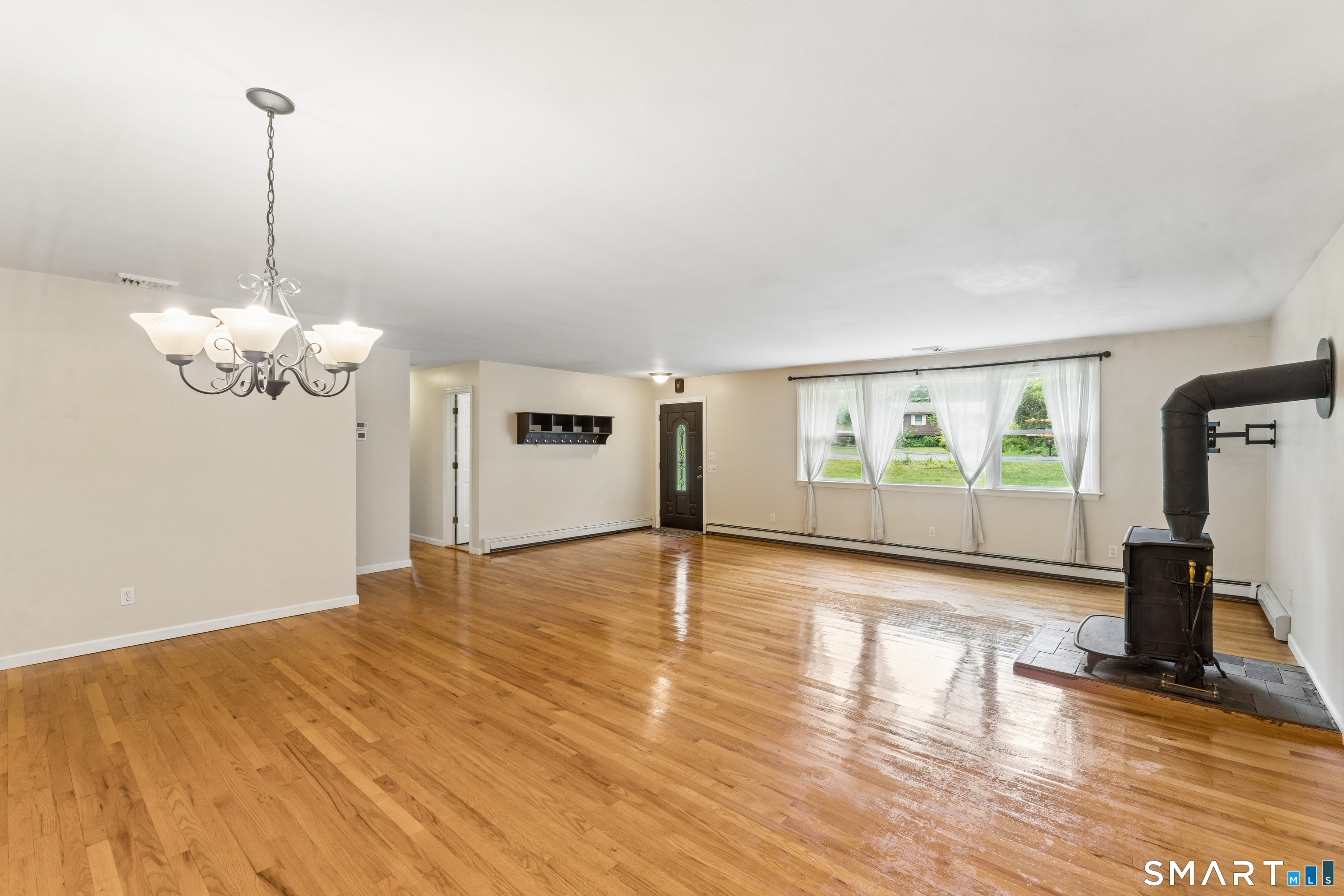 28 Andrew Drive Property Photo 6