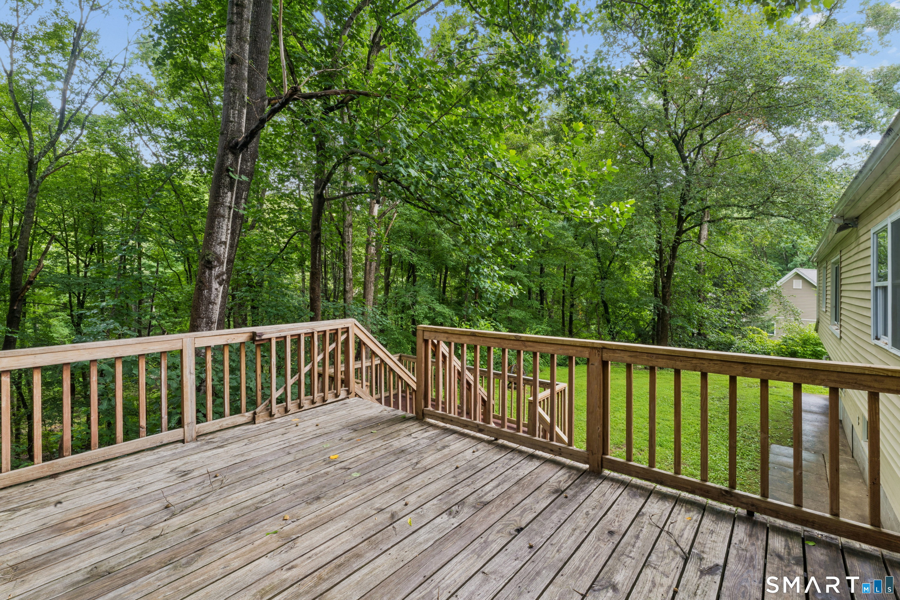 28 Andrew Drive Property Photo 25