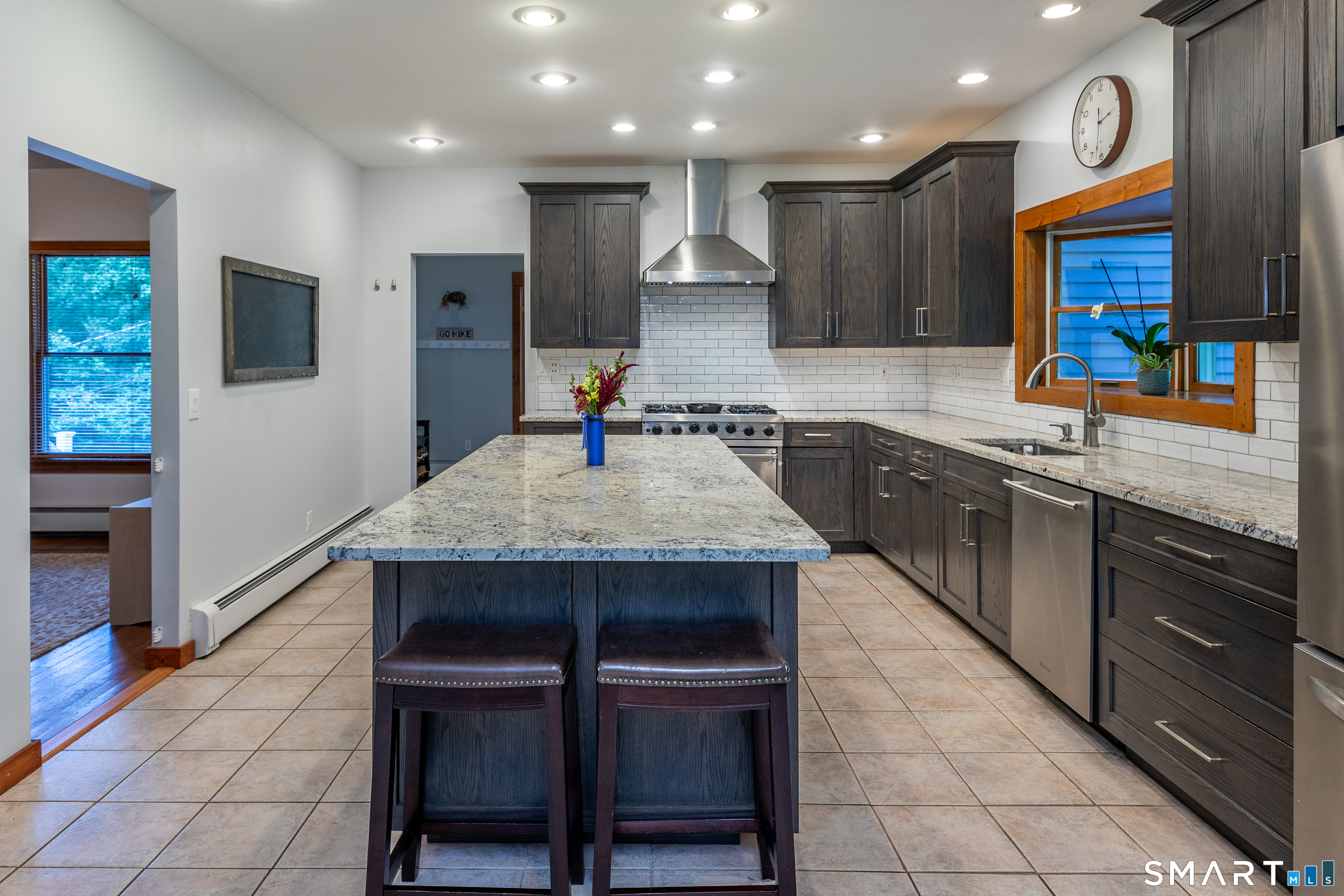 34 Hardscrabble Road Property Photo 1
