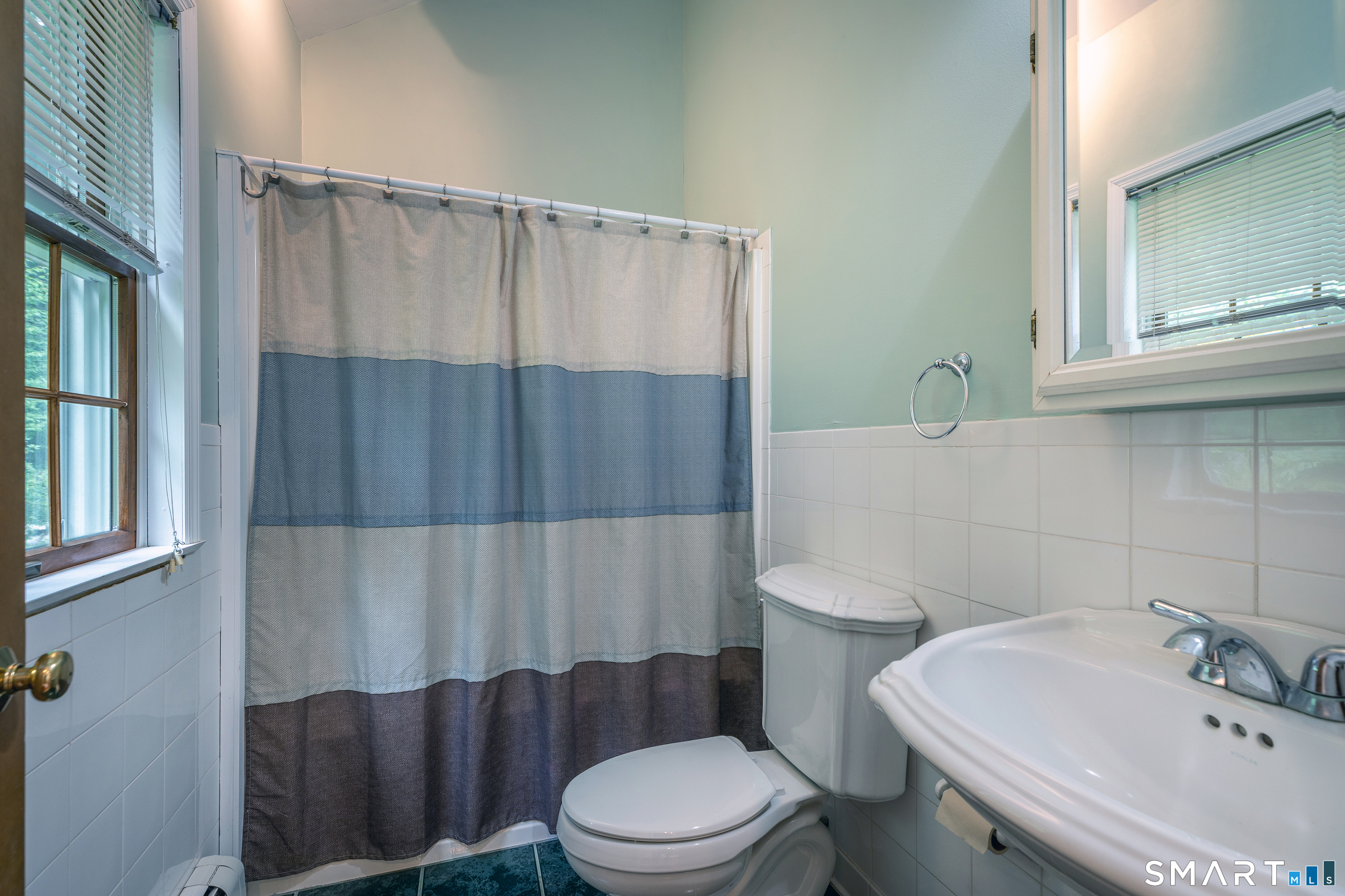 34 Hardscrabble Road Property Photo 8