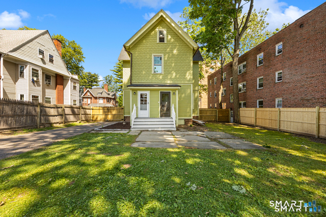 11 Marshall Street Property Photo 4
