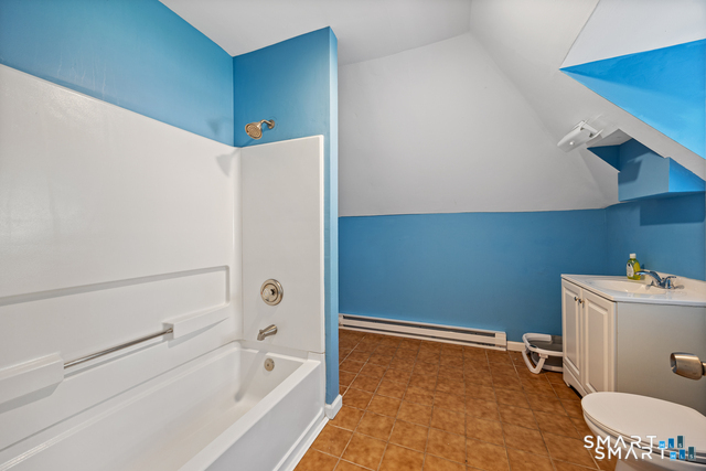 11 Marshall Street Property Photo 37