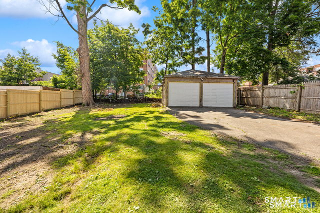 11 Marshall Street Property Photo 38