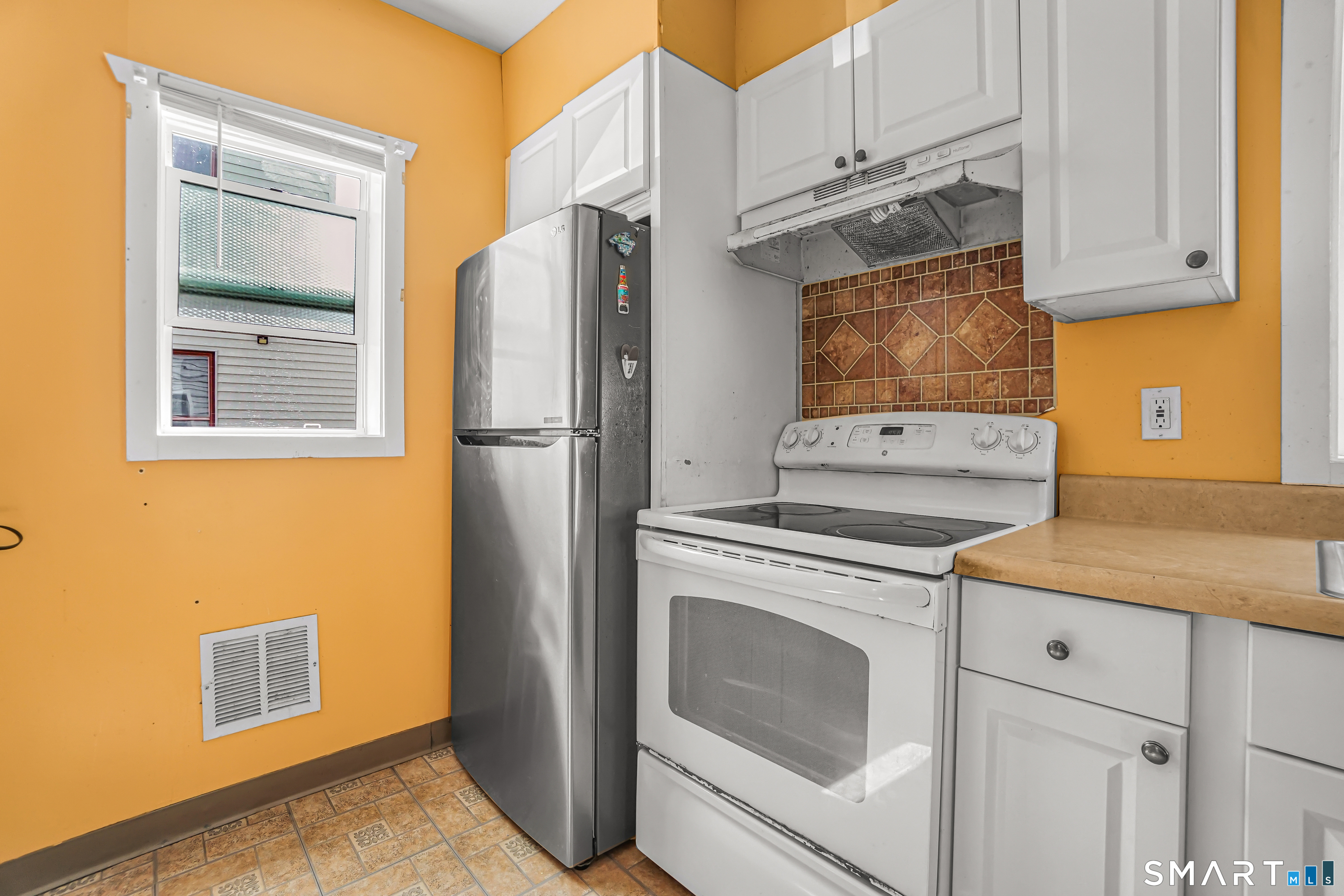 90 Marlboro Street Property Photo 17