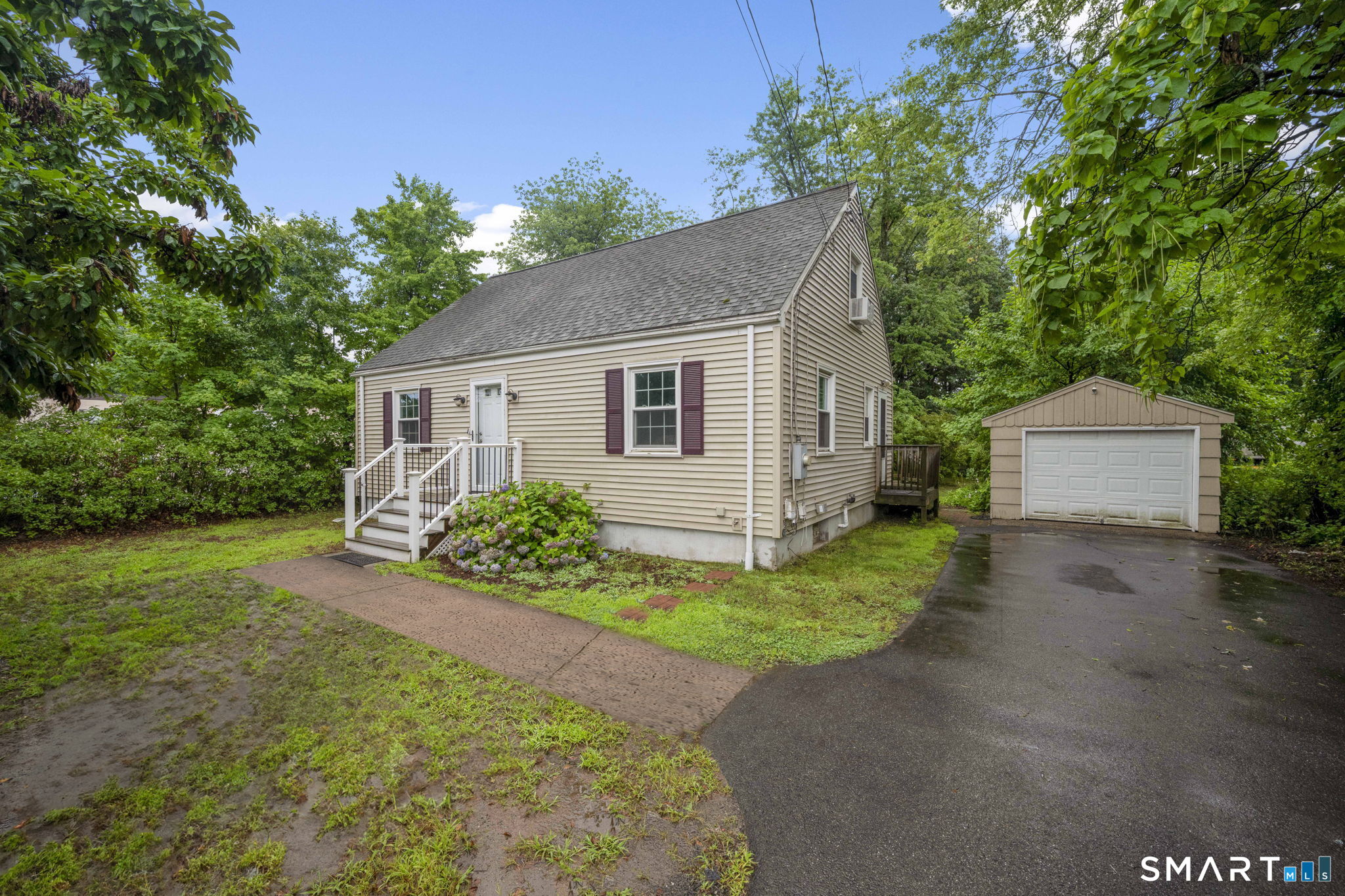 65 Old Windsor Road Property Photo 1