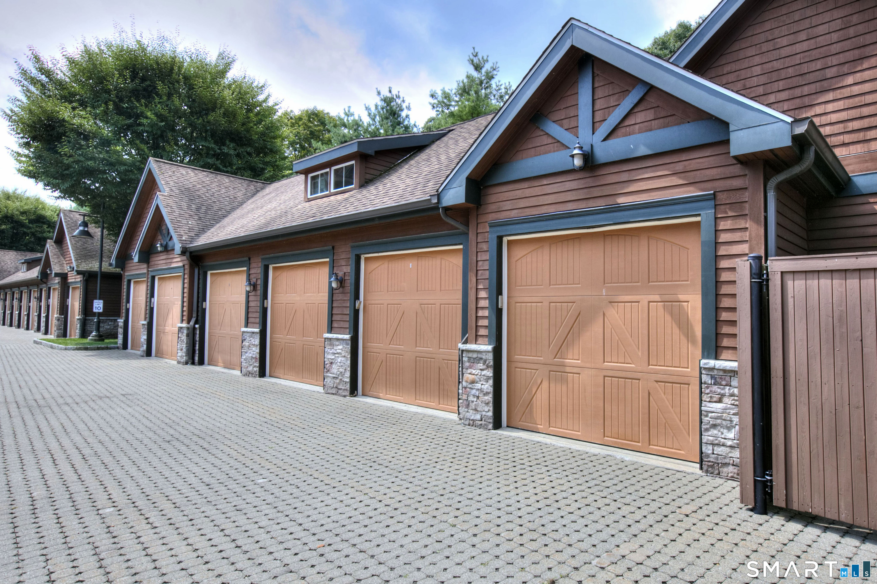 16 Hayestown D201 Road Property Photo 33