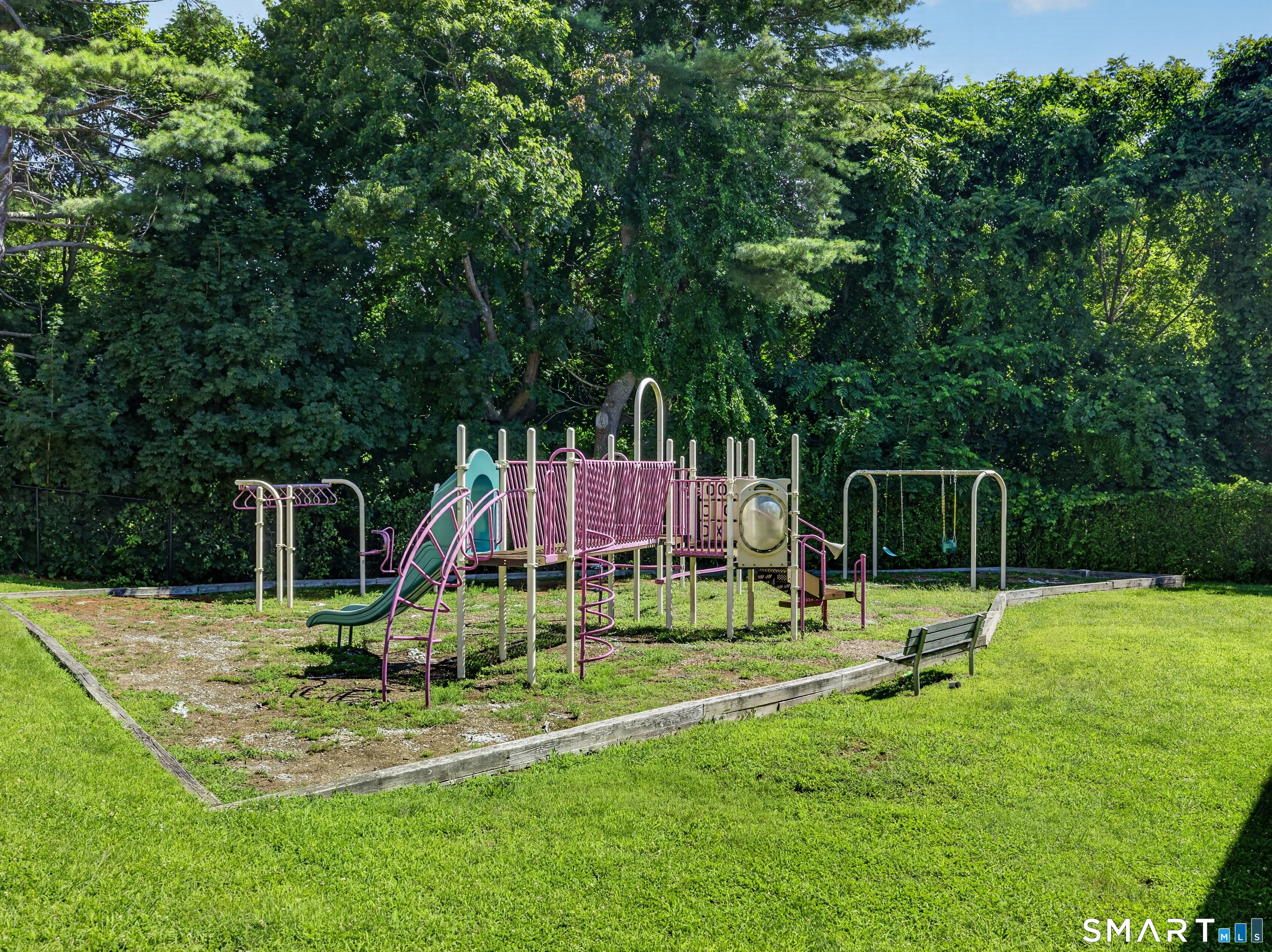 520 Shennecossett 7 Road Property Photo 35
