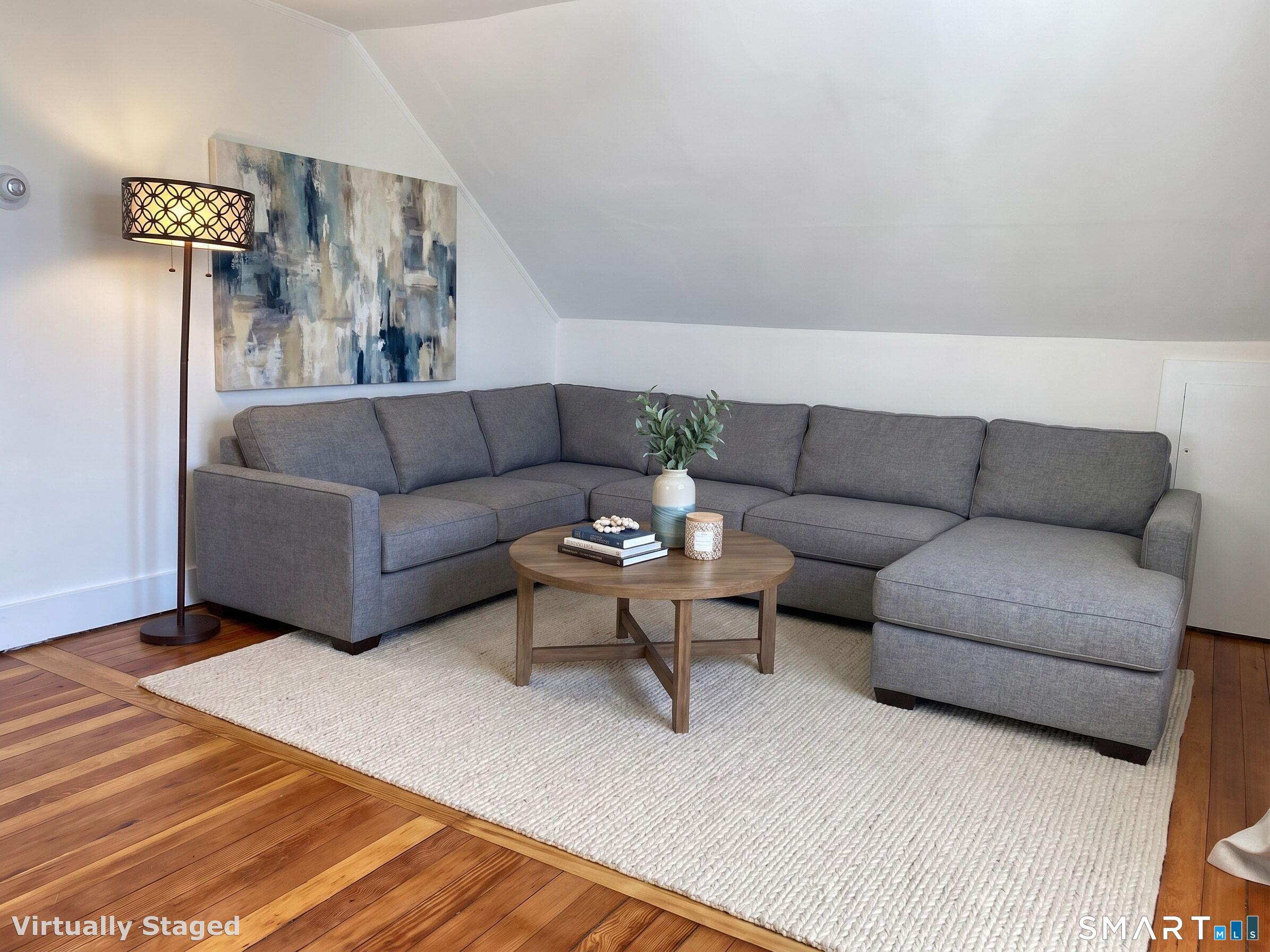 51 Indian Neck Avenue Property Photo 2