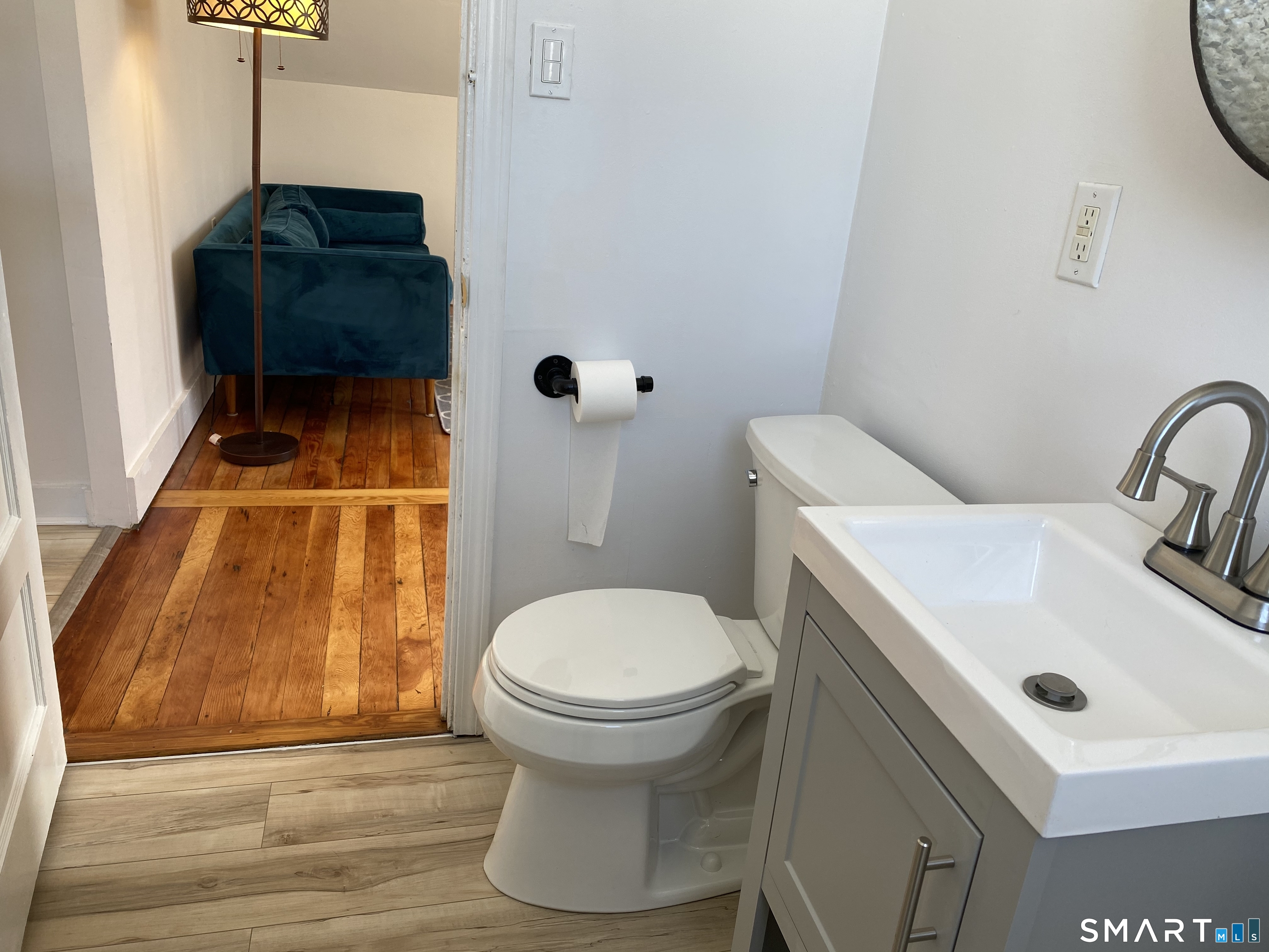 51 Indian Neck Avenue Property Photo 12