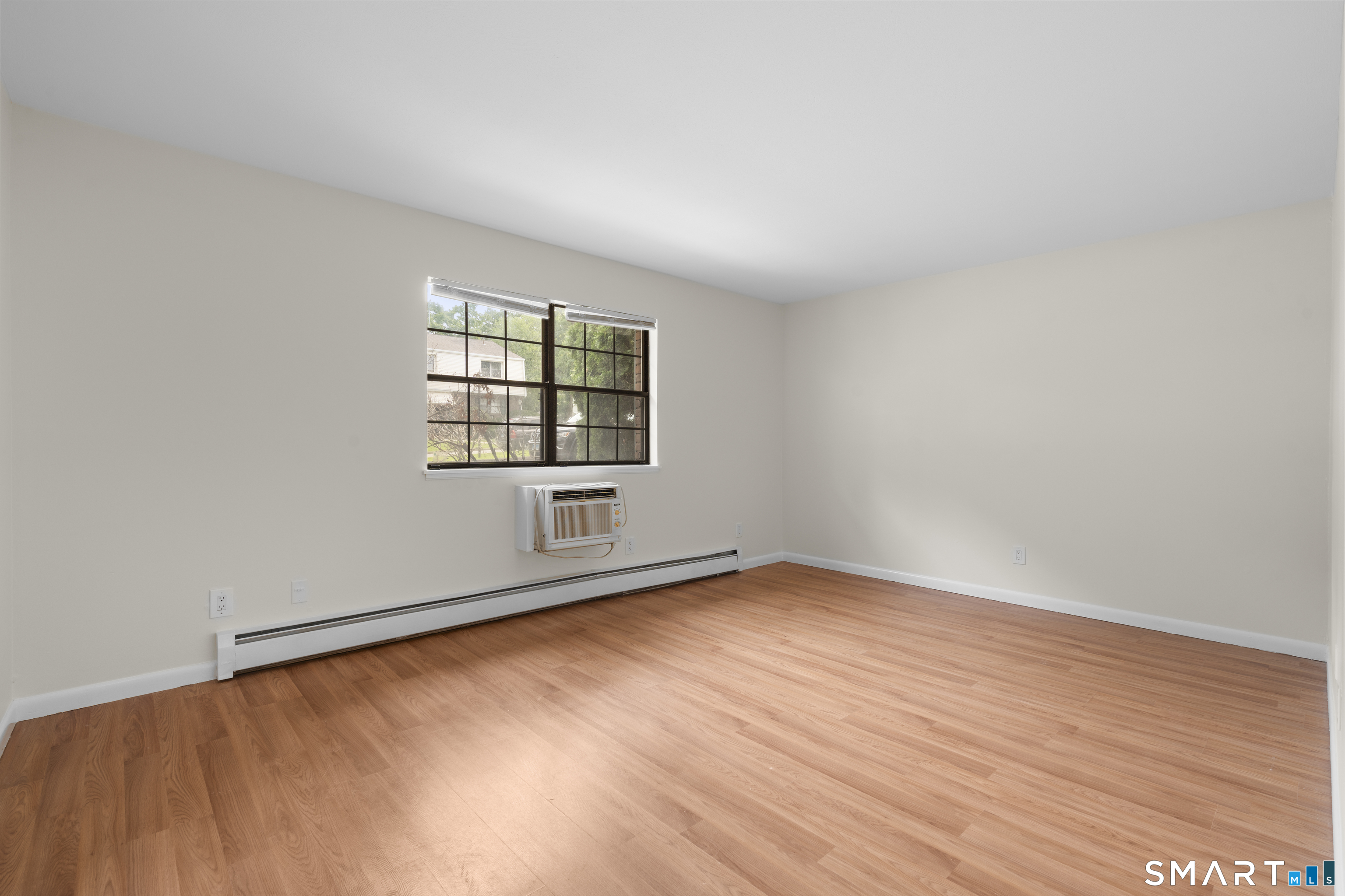 37 Enid A Street Property Photo 12