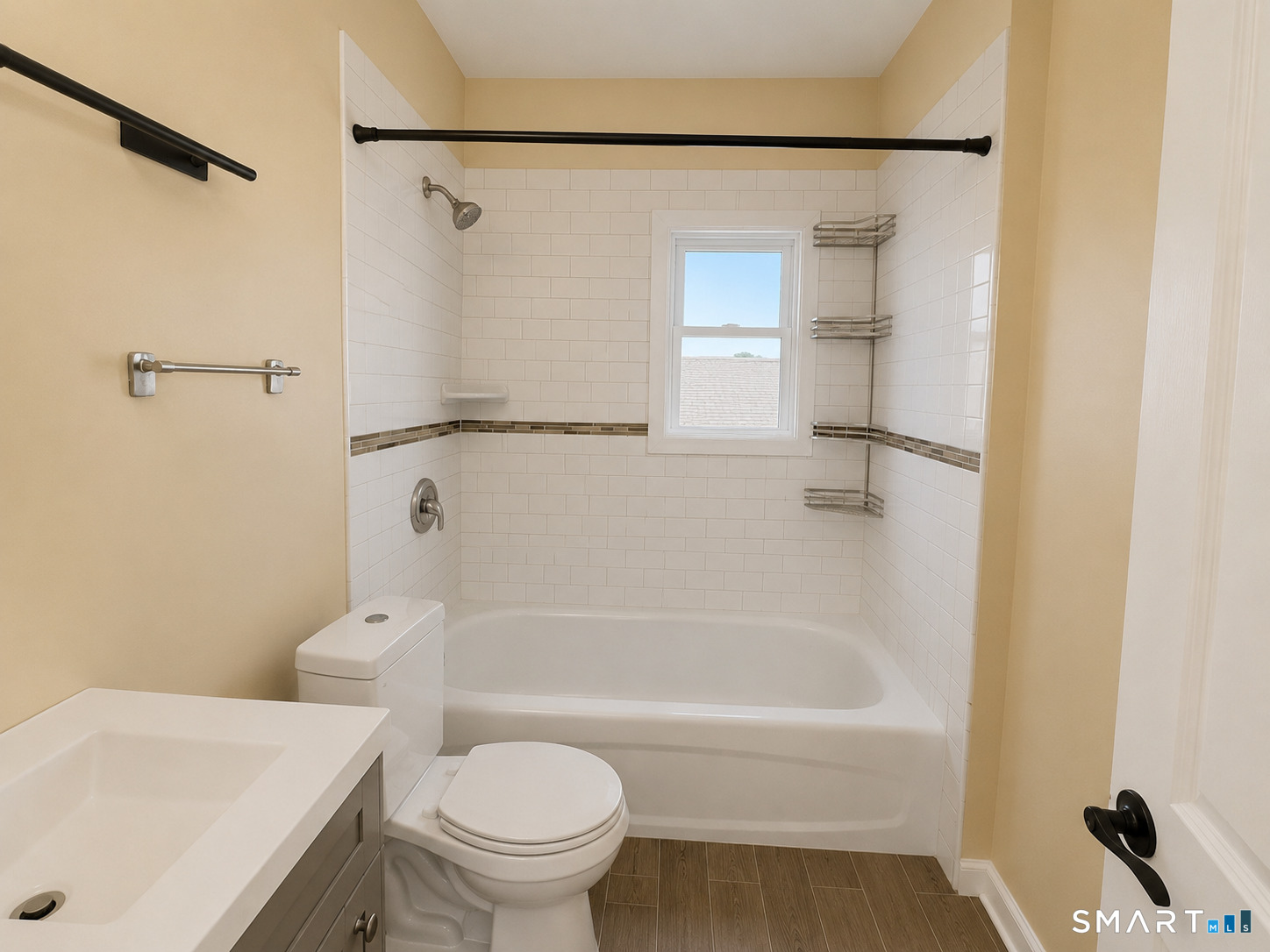 614 Bishop Avenue Property Photo 6