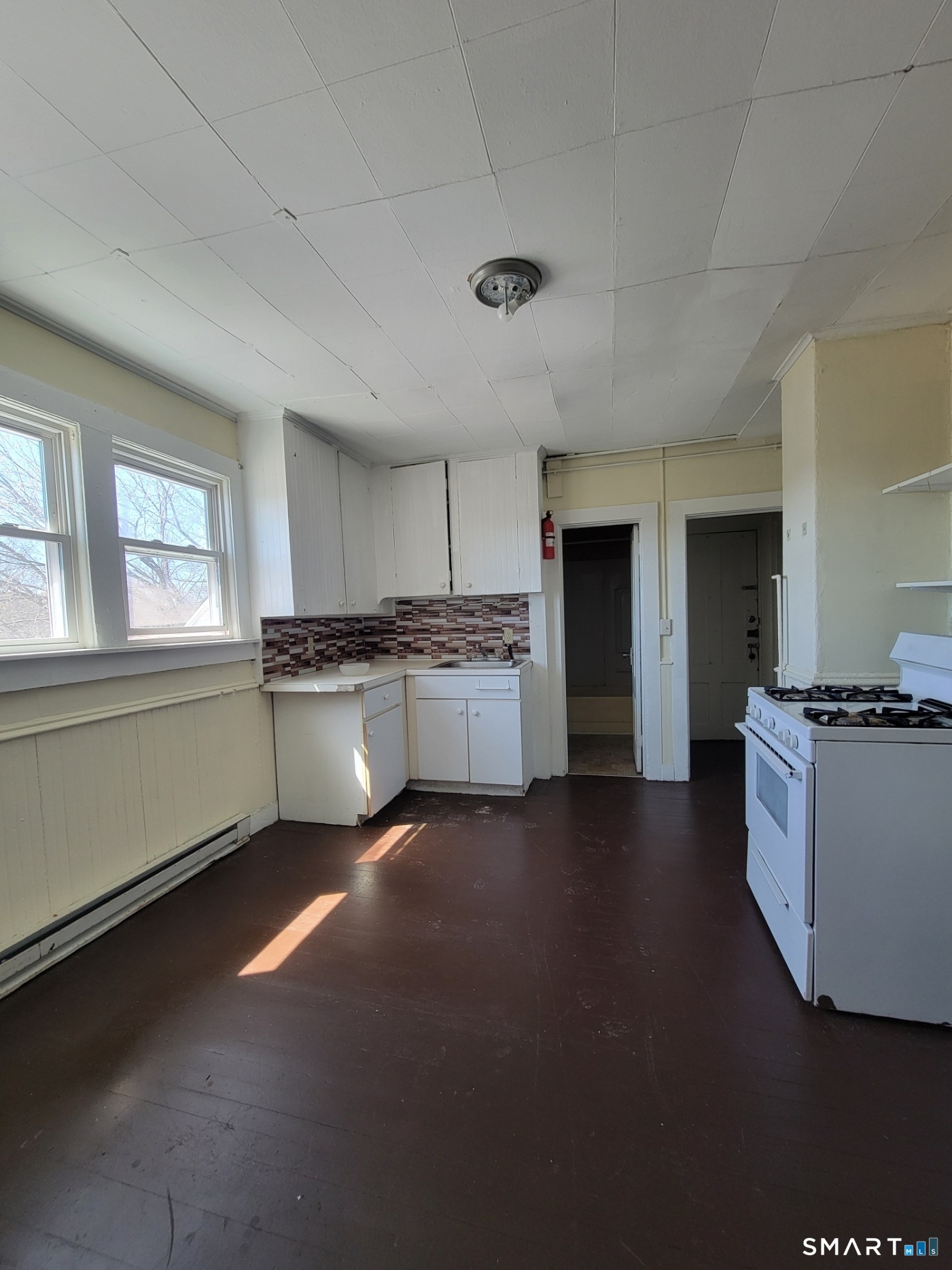 120 North 3 Street Property Photo 6