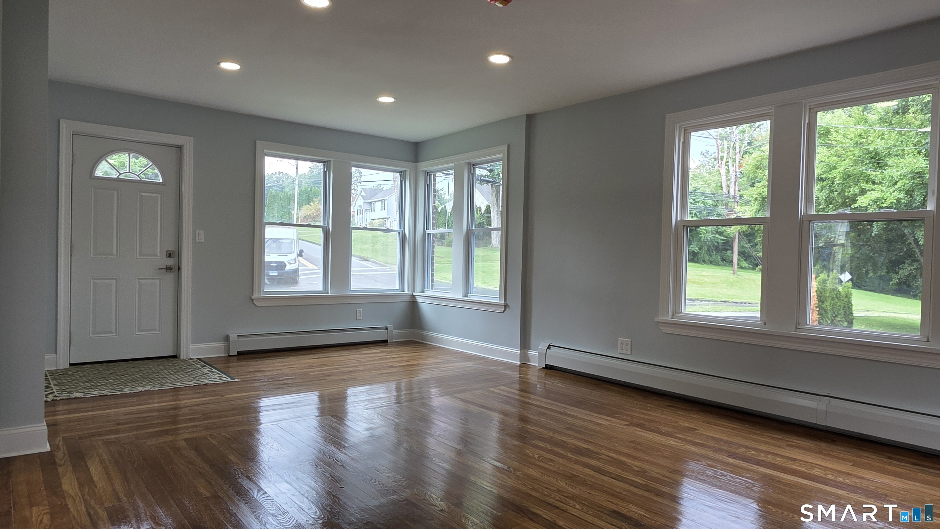 782 Center Street Property Photo 10