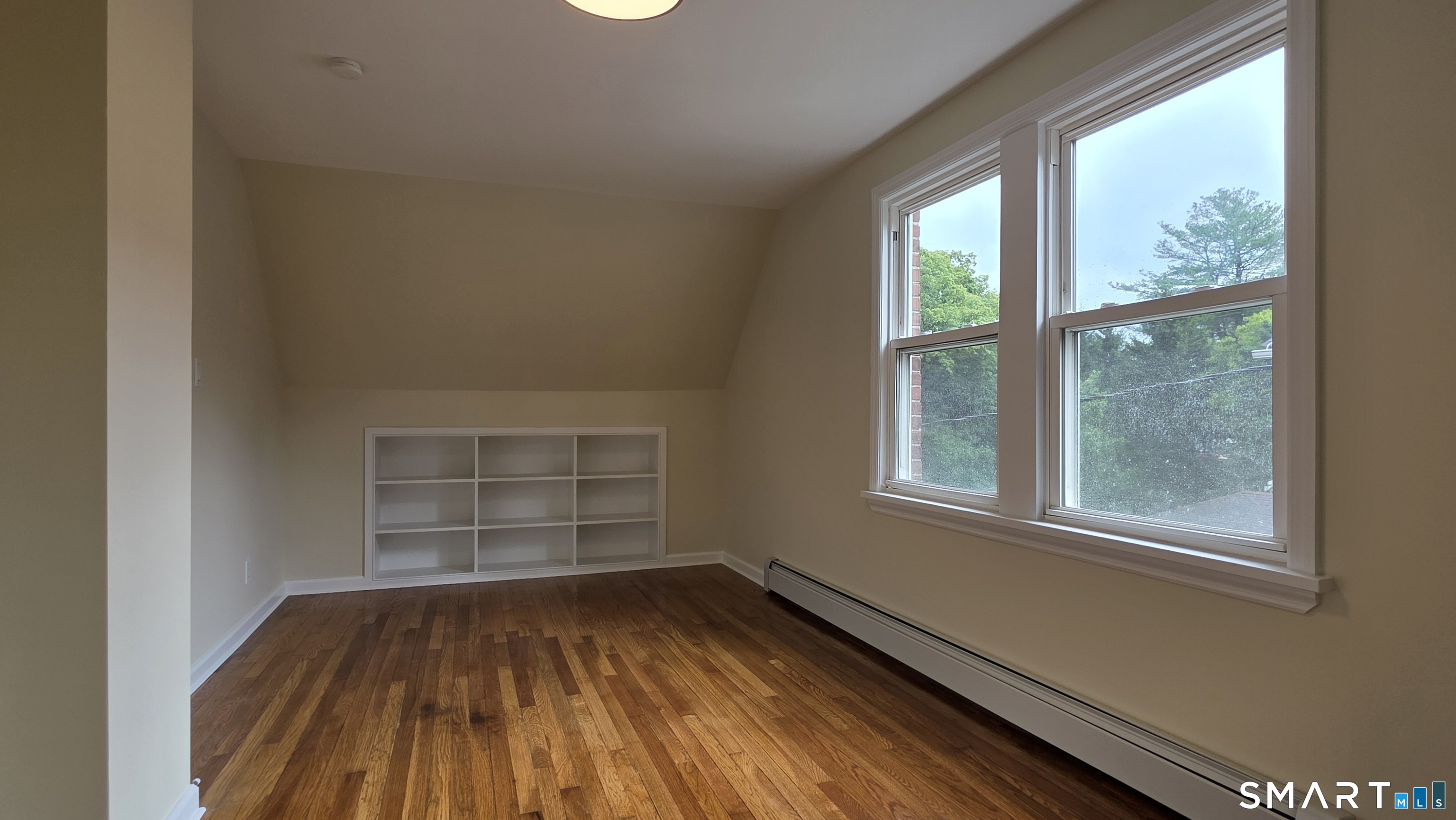 782 Center Street Property Photo 17