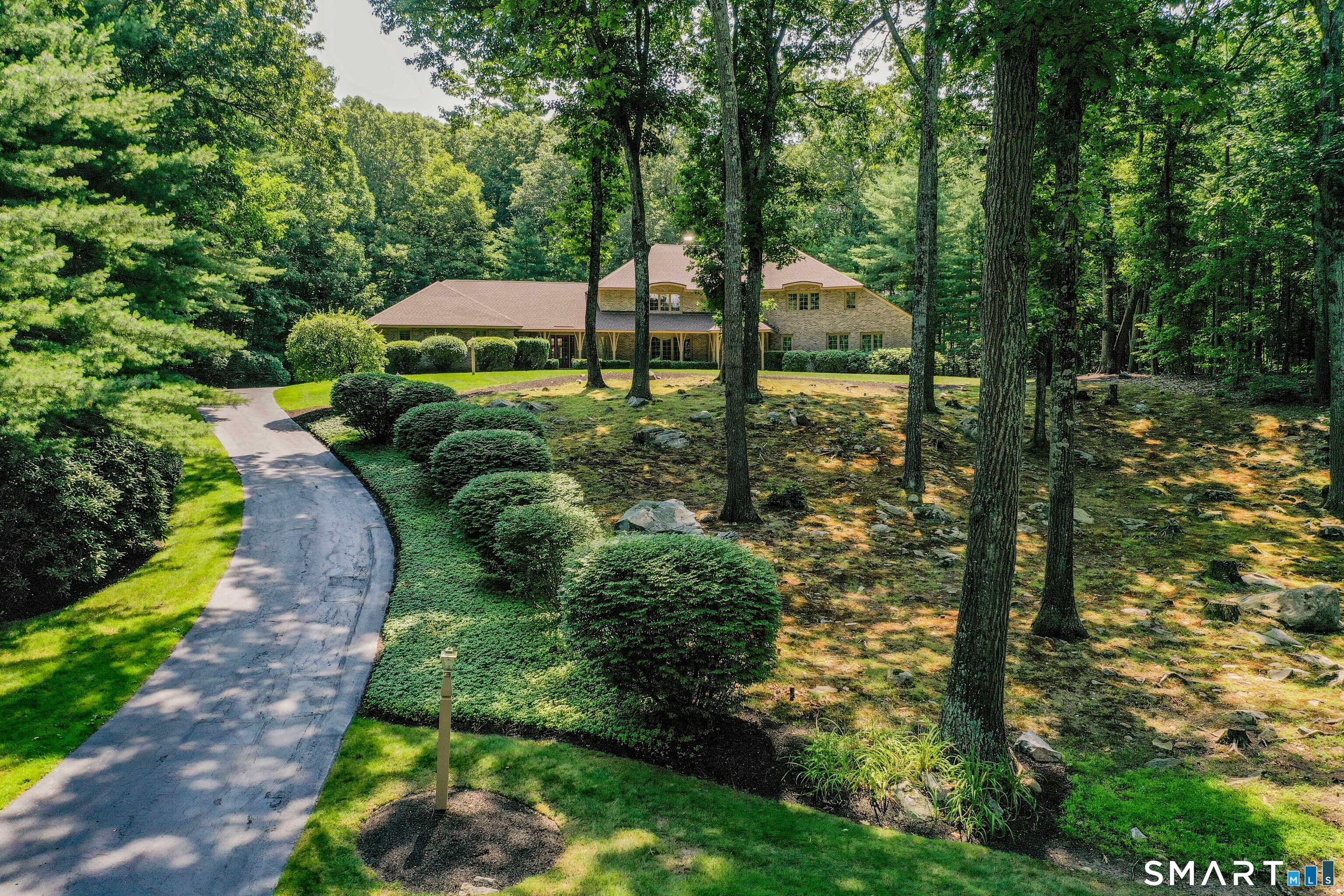 33 Saxon Woods Property Photo 1