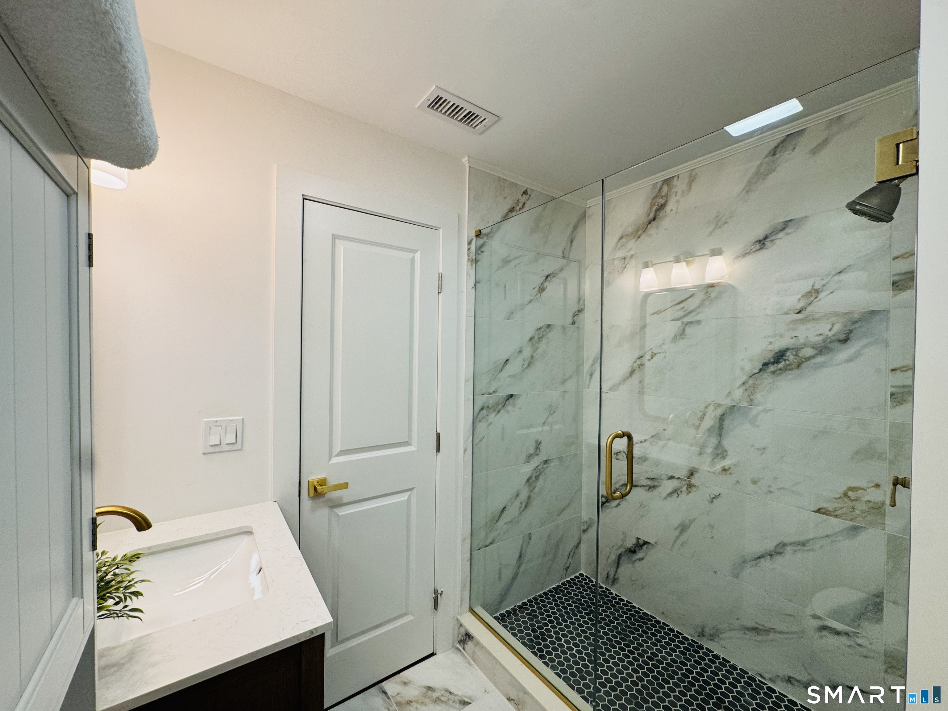84 Dalton Road Property Photo 4