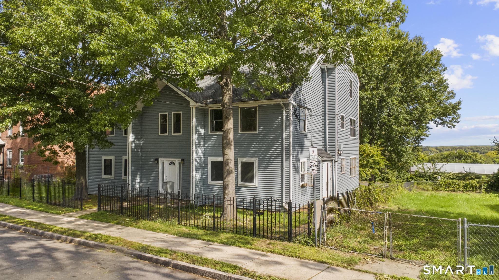 272 Bellevue Street Property Photo 1