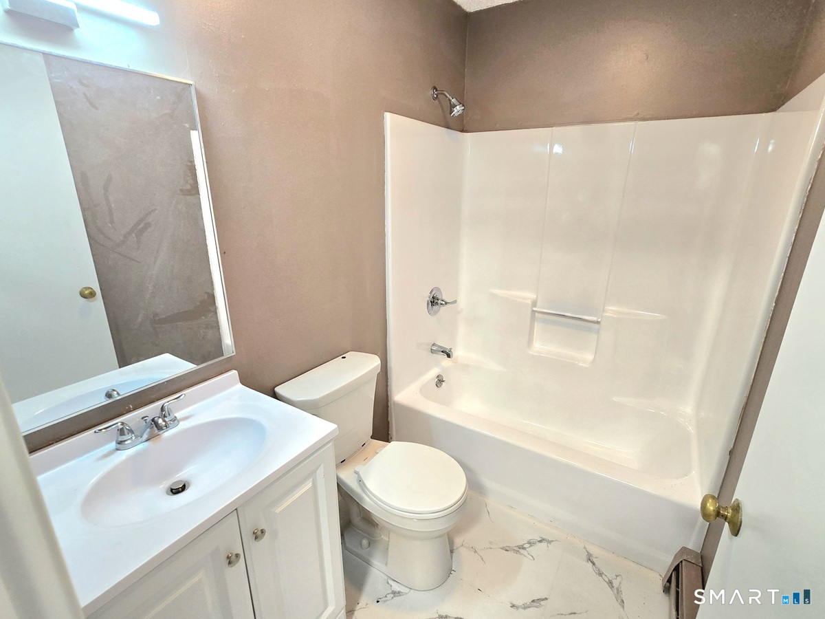274 Bellevue Street Property Photo 10