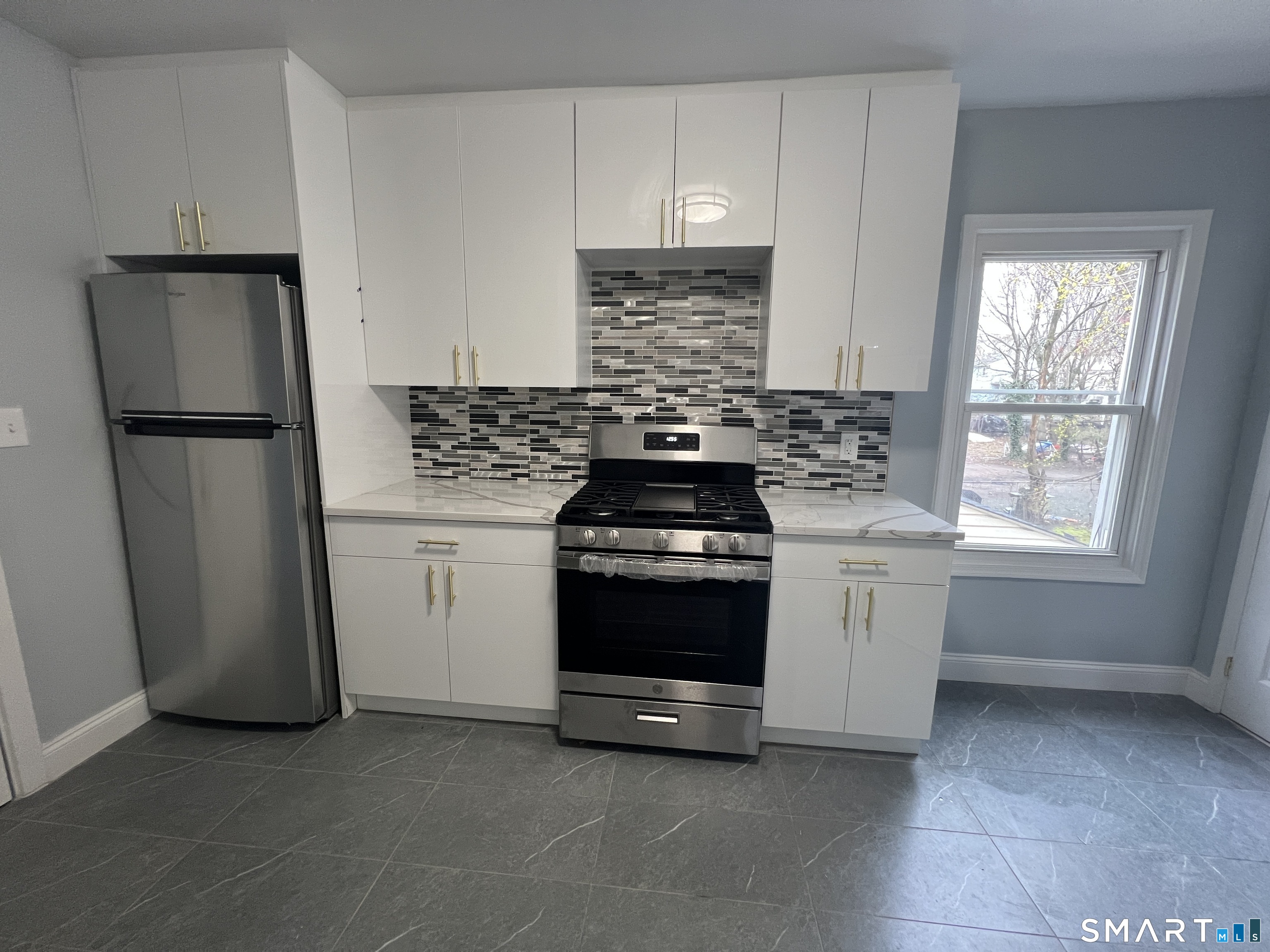 268 Davenport #2 Avenue Property Photo 3