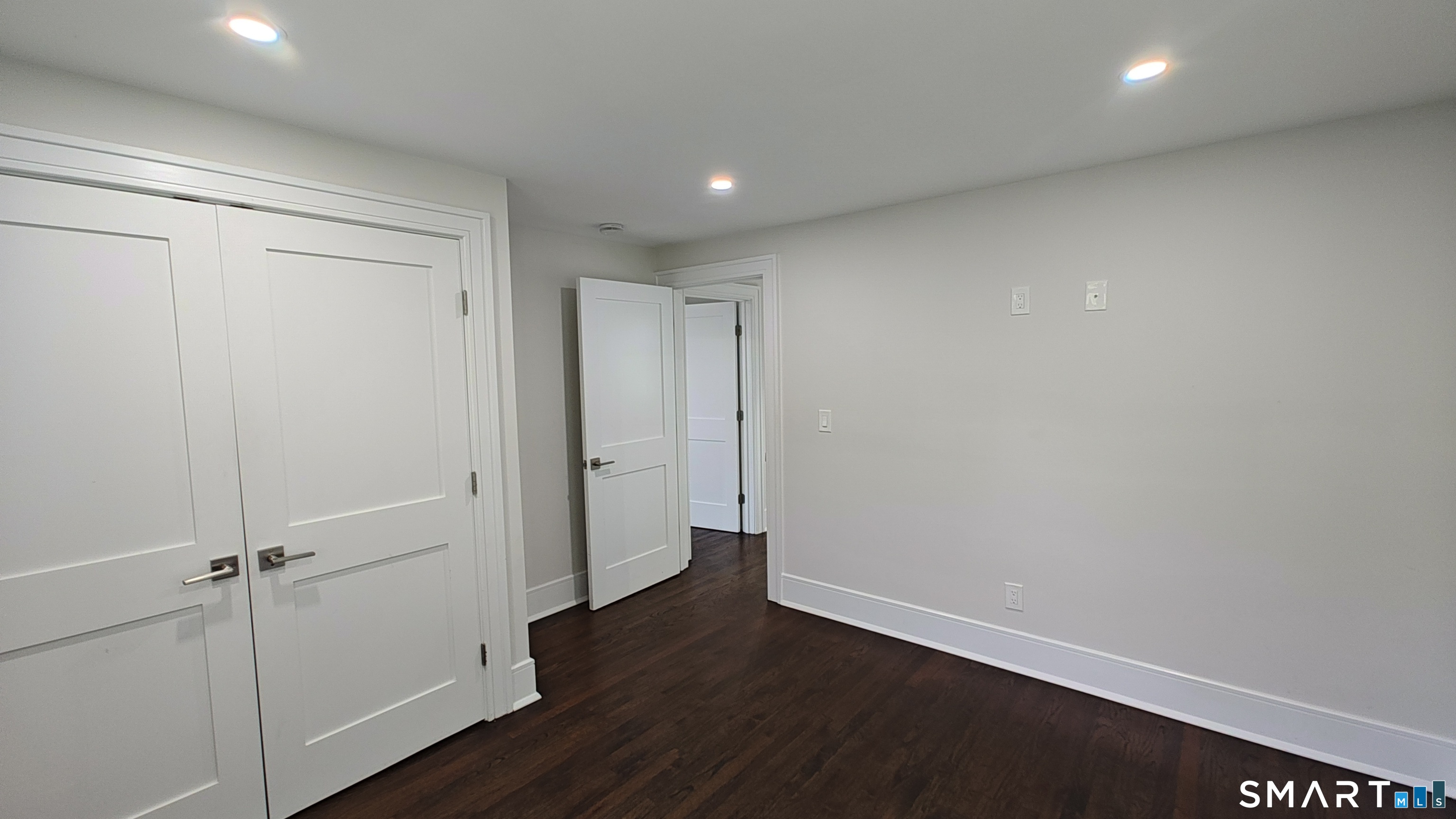 38 Poe Court Property Photo 5