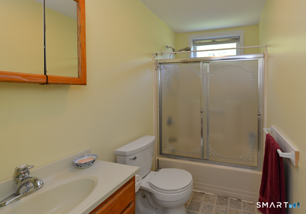 122 Purchase Brook Road Property Photo 7