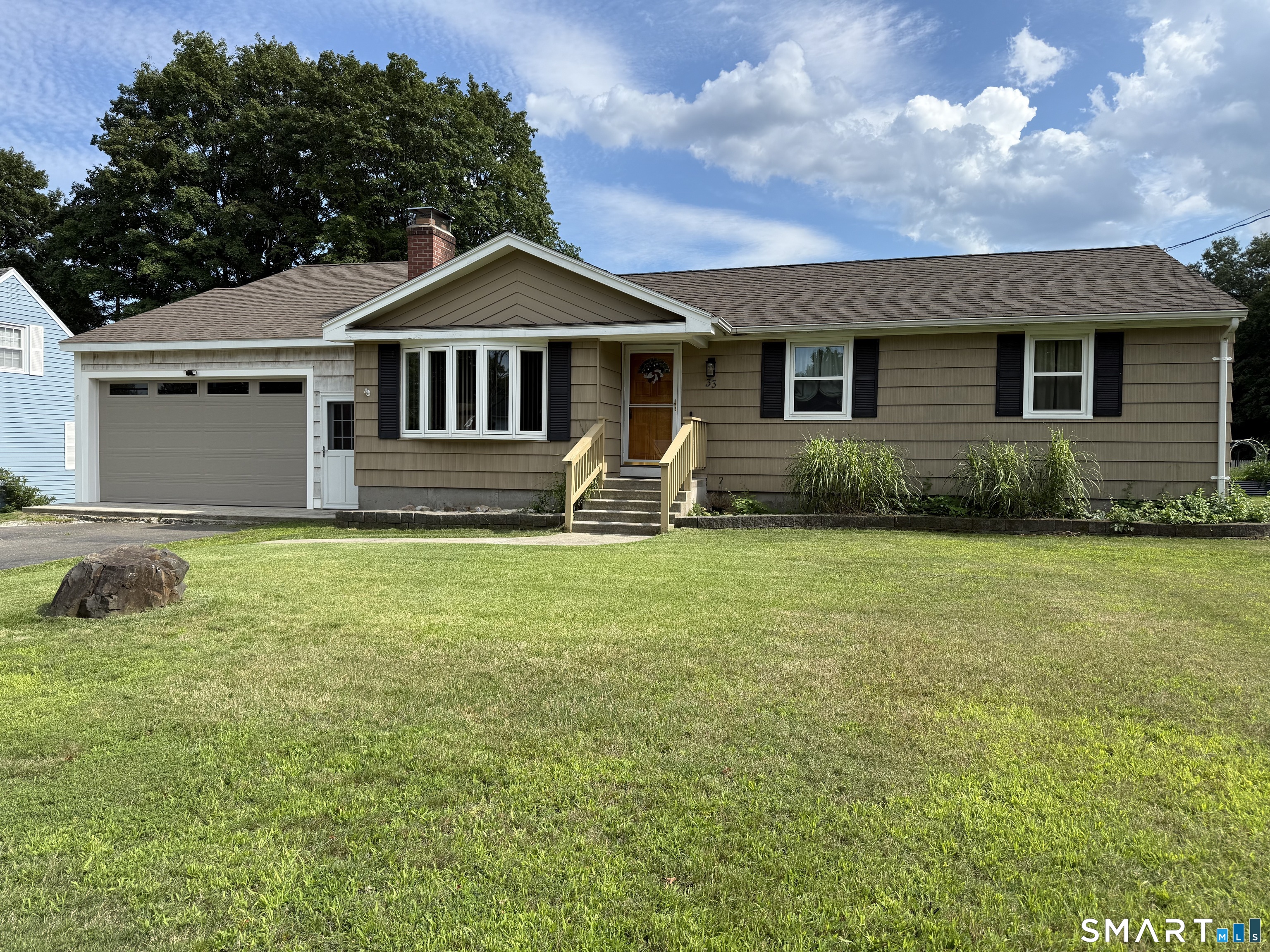 33 Provencher Drive Property Photo 1