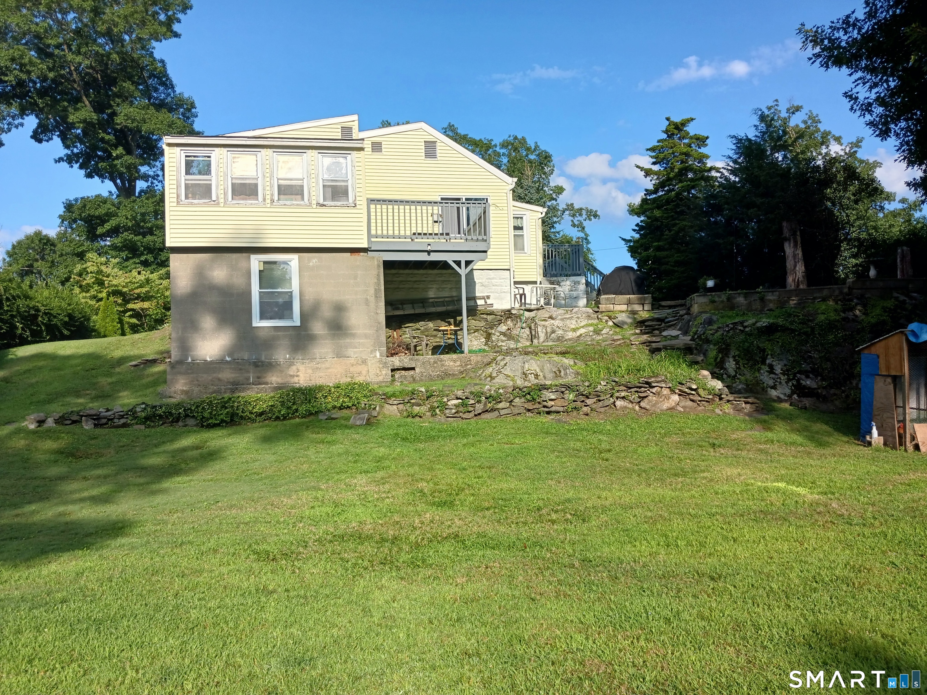 68 Oronoque Trail Property Photo 1