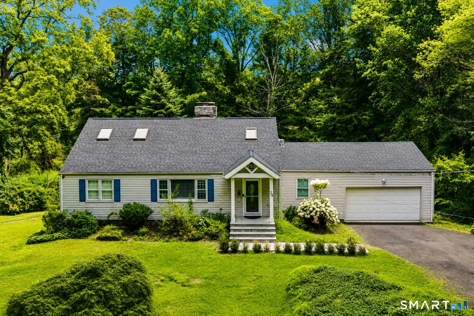 24 White Birch Road Property Photo 1