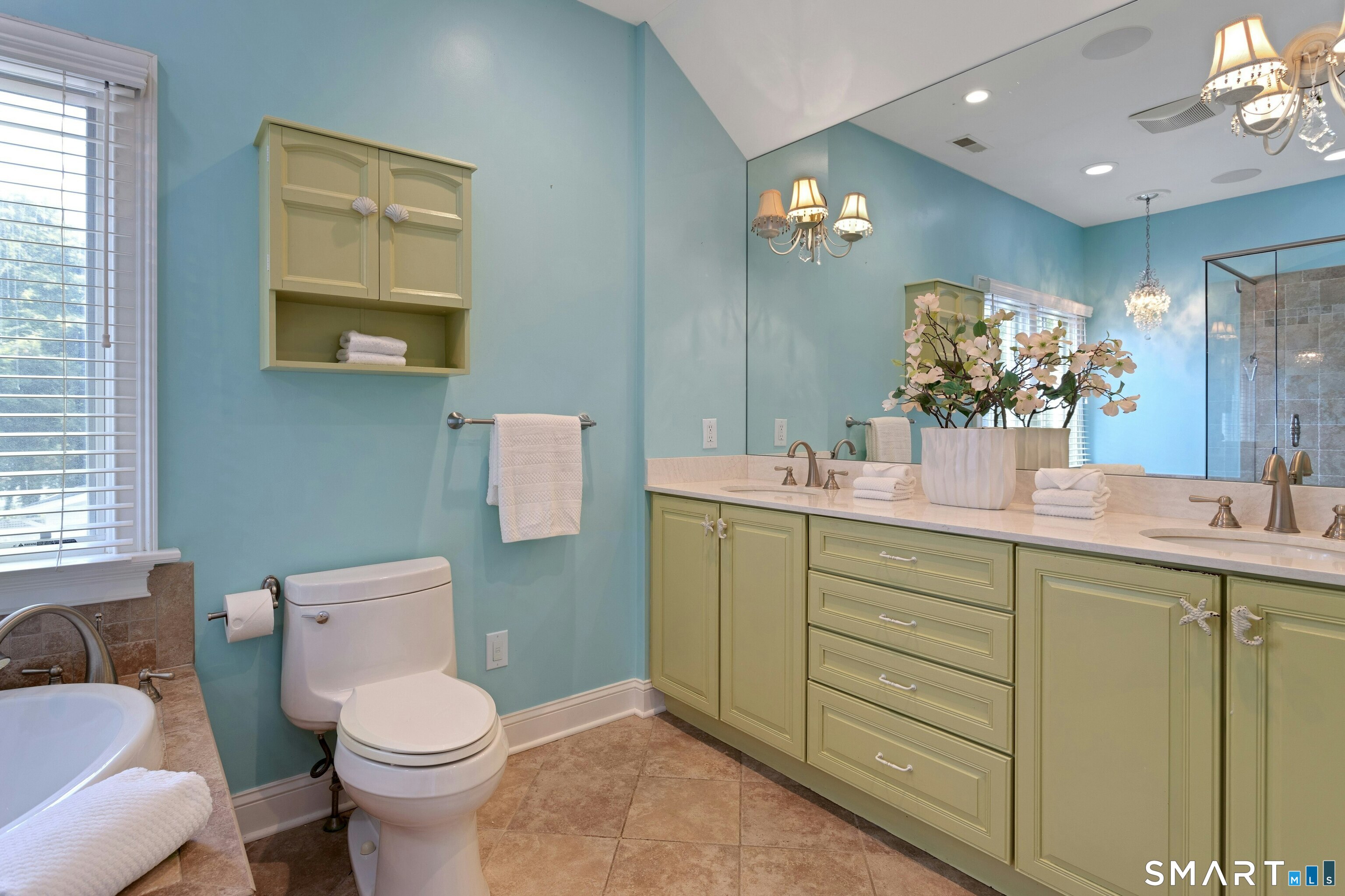 49 Wolfpit Avenue Property Photo 26