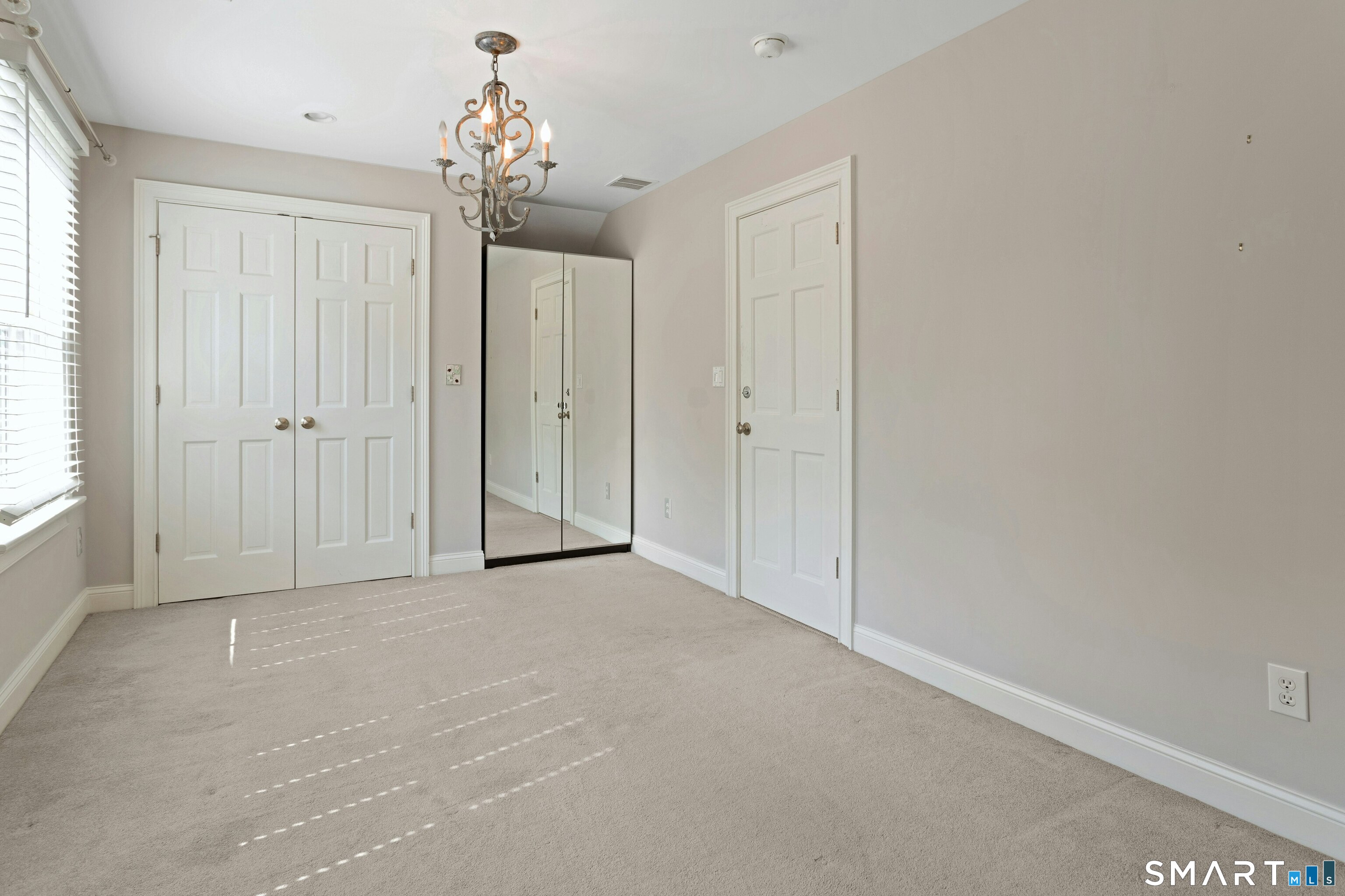 49 Wolfpit Avenue Property Photo 28