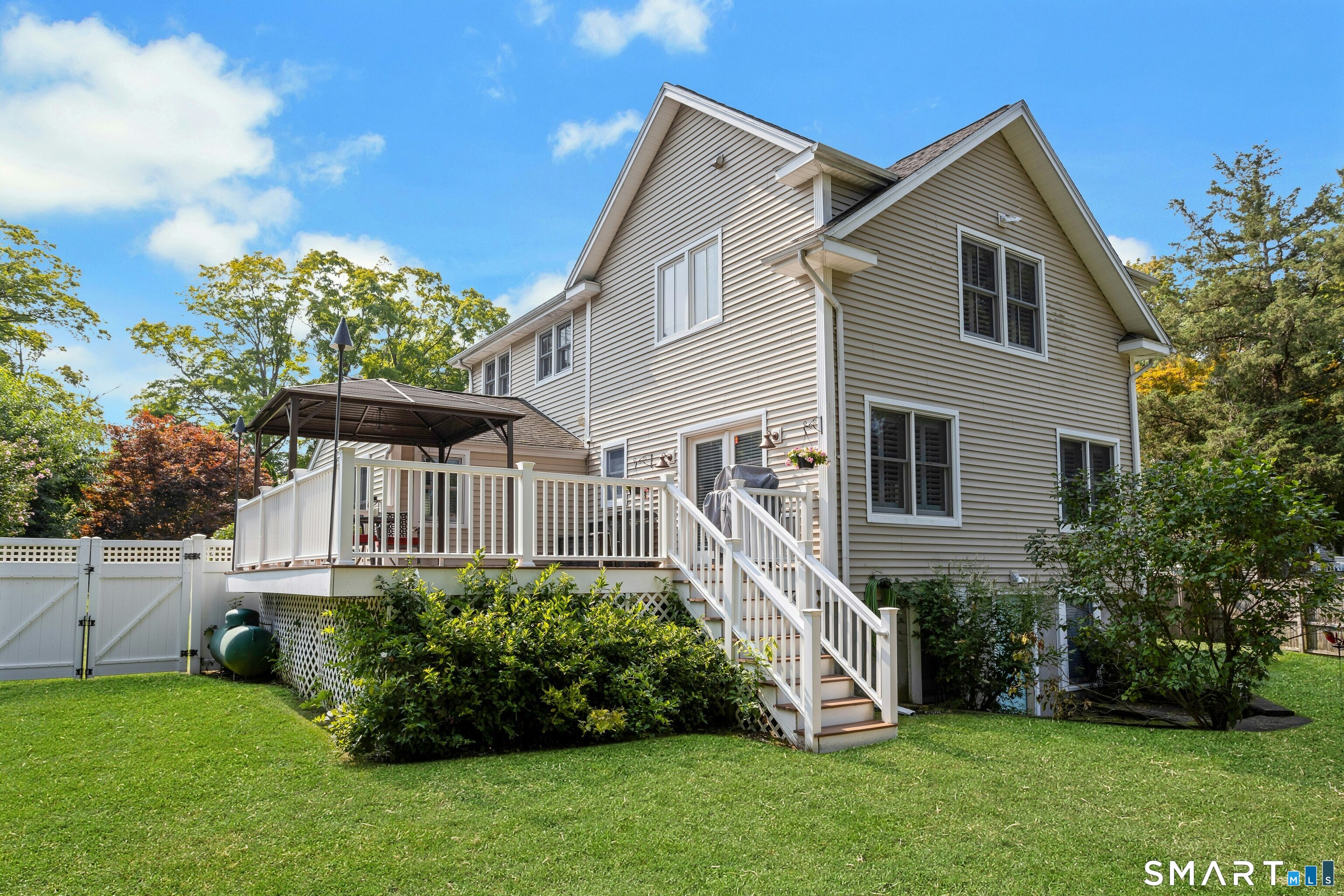 49 Wolfpit Avenue Property Photo 38