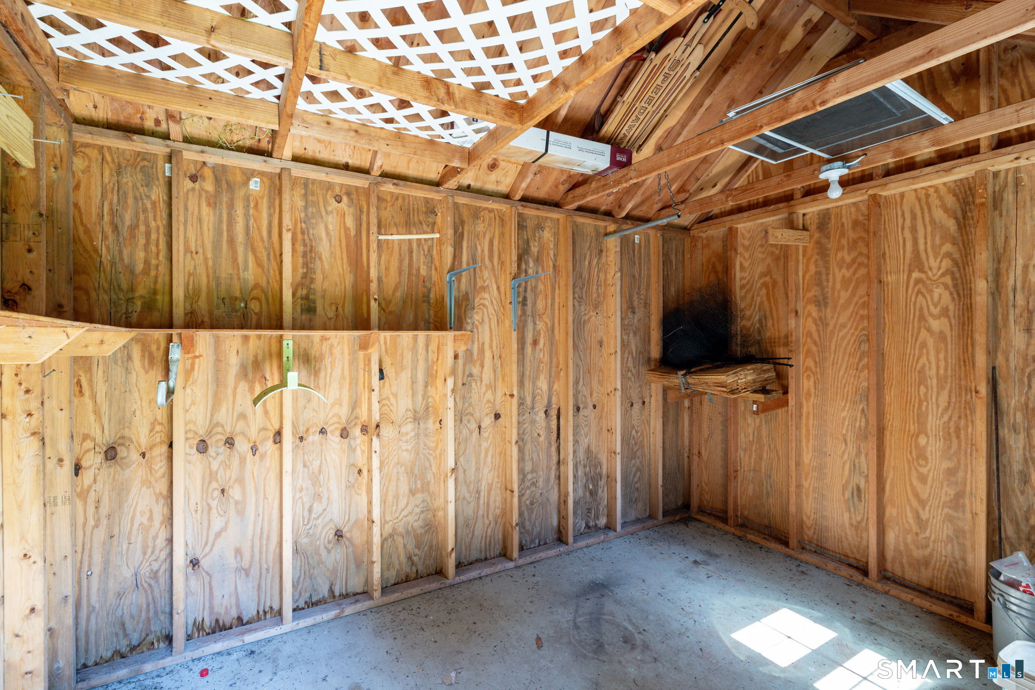 101 South Road Property Photo 37