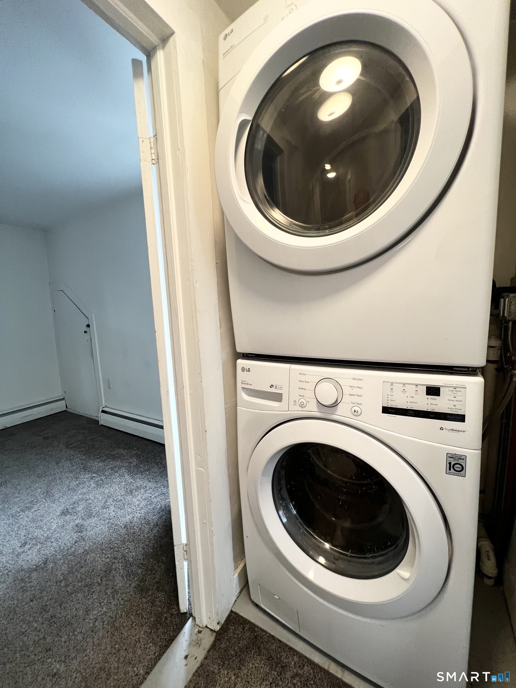 128 East 1 Street Property Photo 23