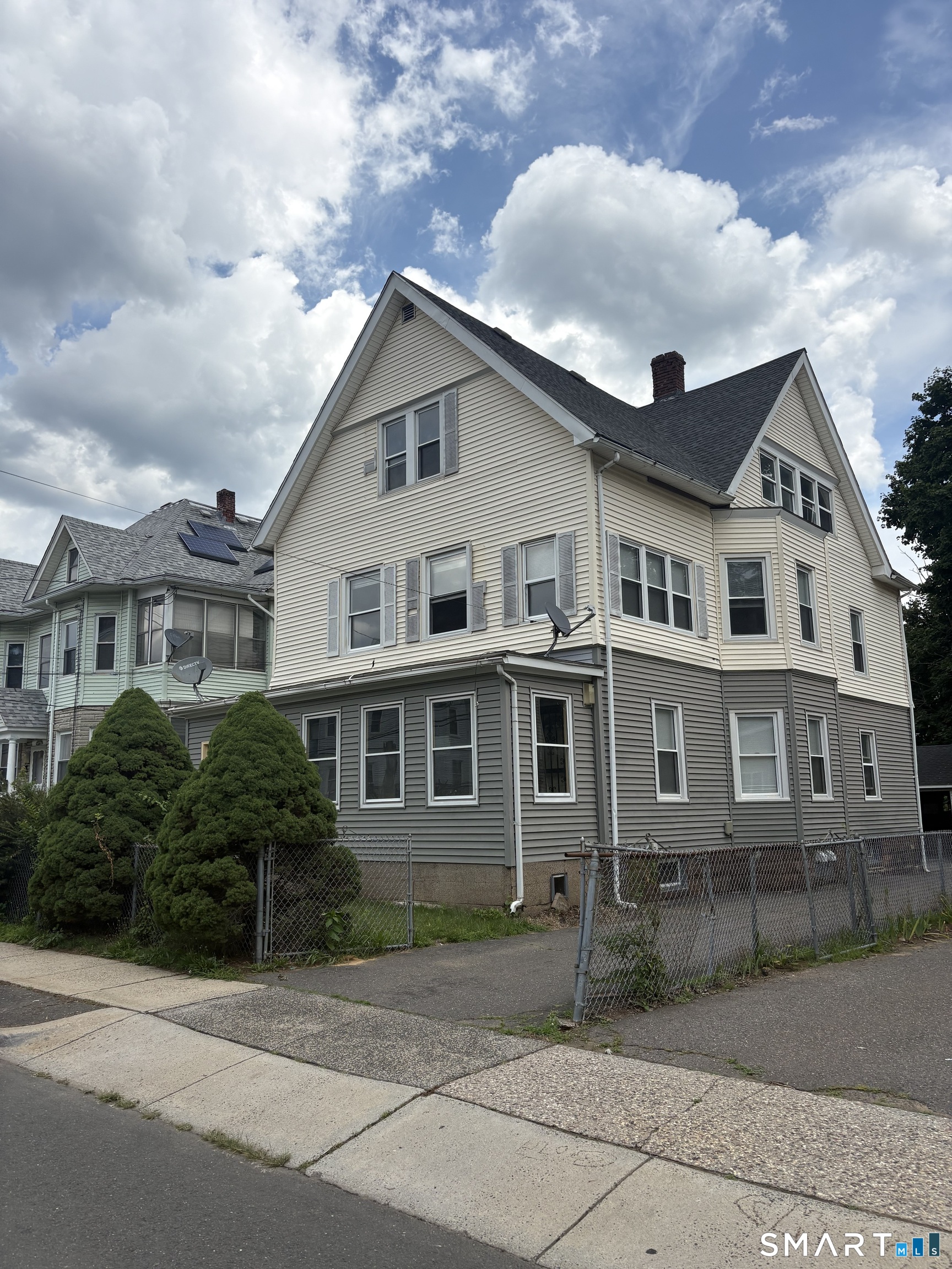 34 Lenox 2 Street Property Photo 1