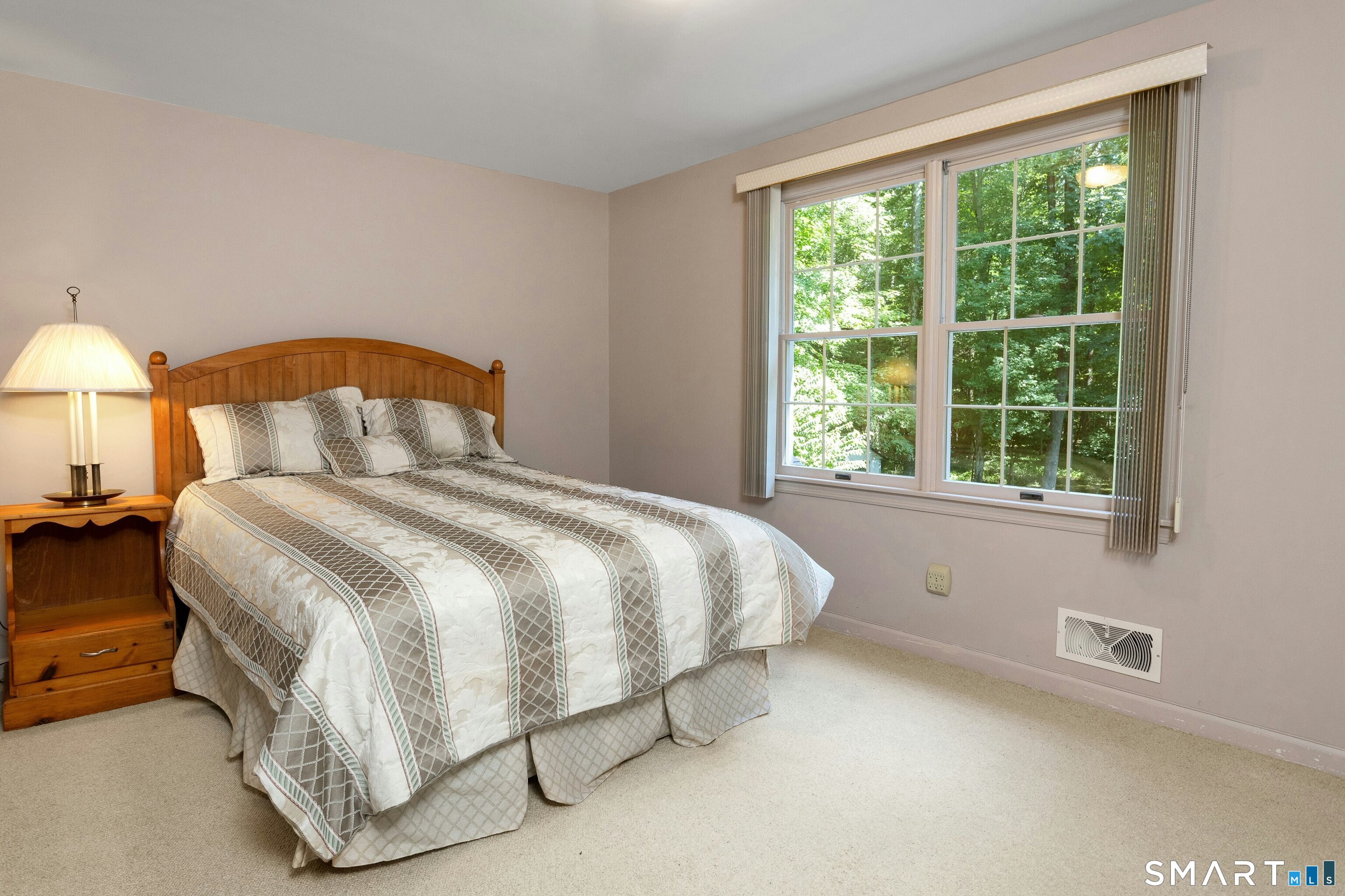 45 Common East Road Property Photo 24