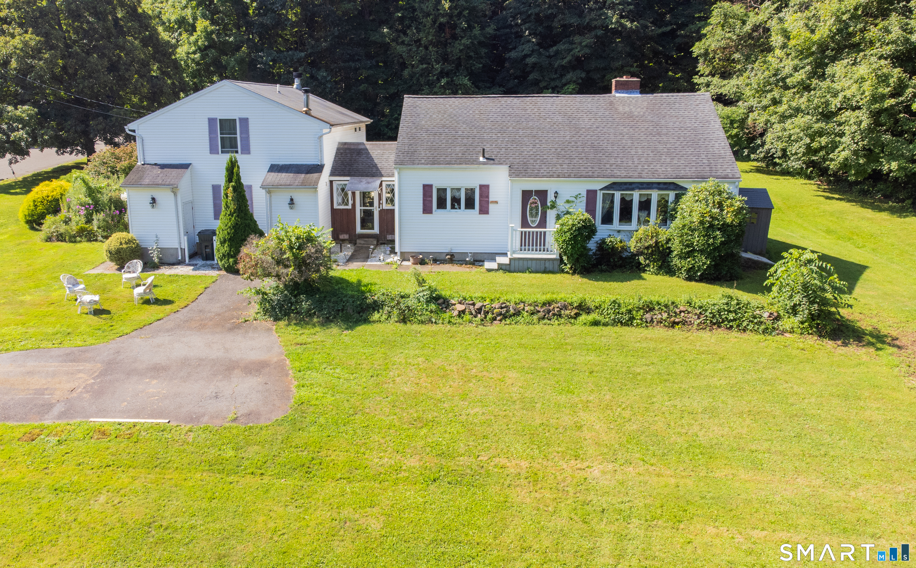 1511 Country Club Road Property Photo 1