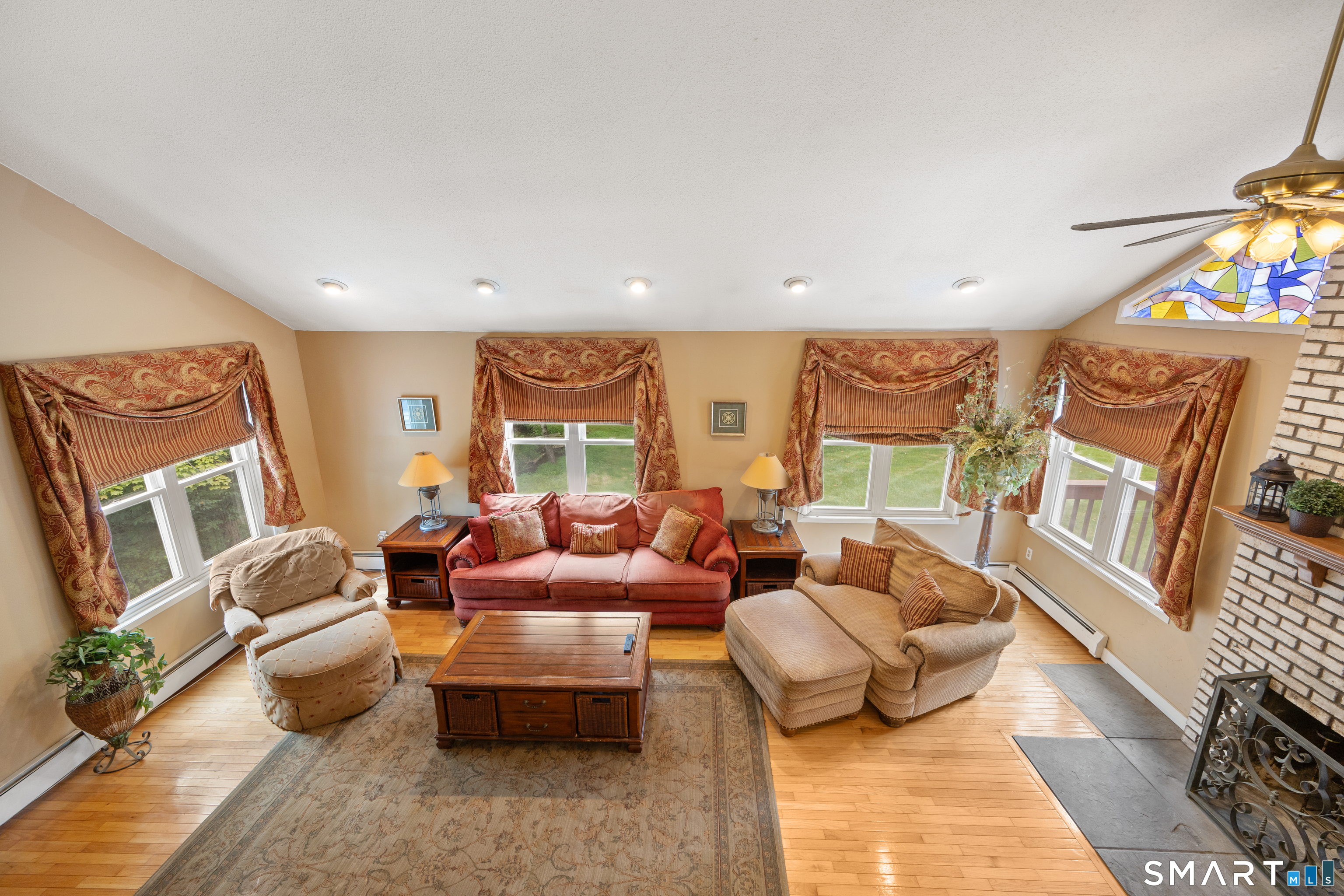 100 Mulcahy Drive Property Photo 12