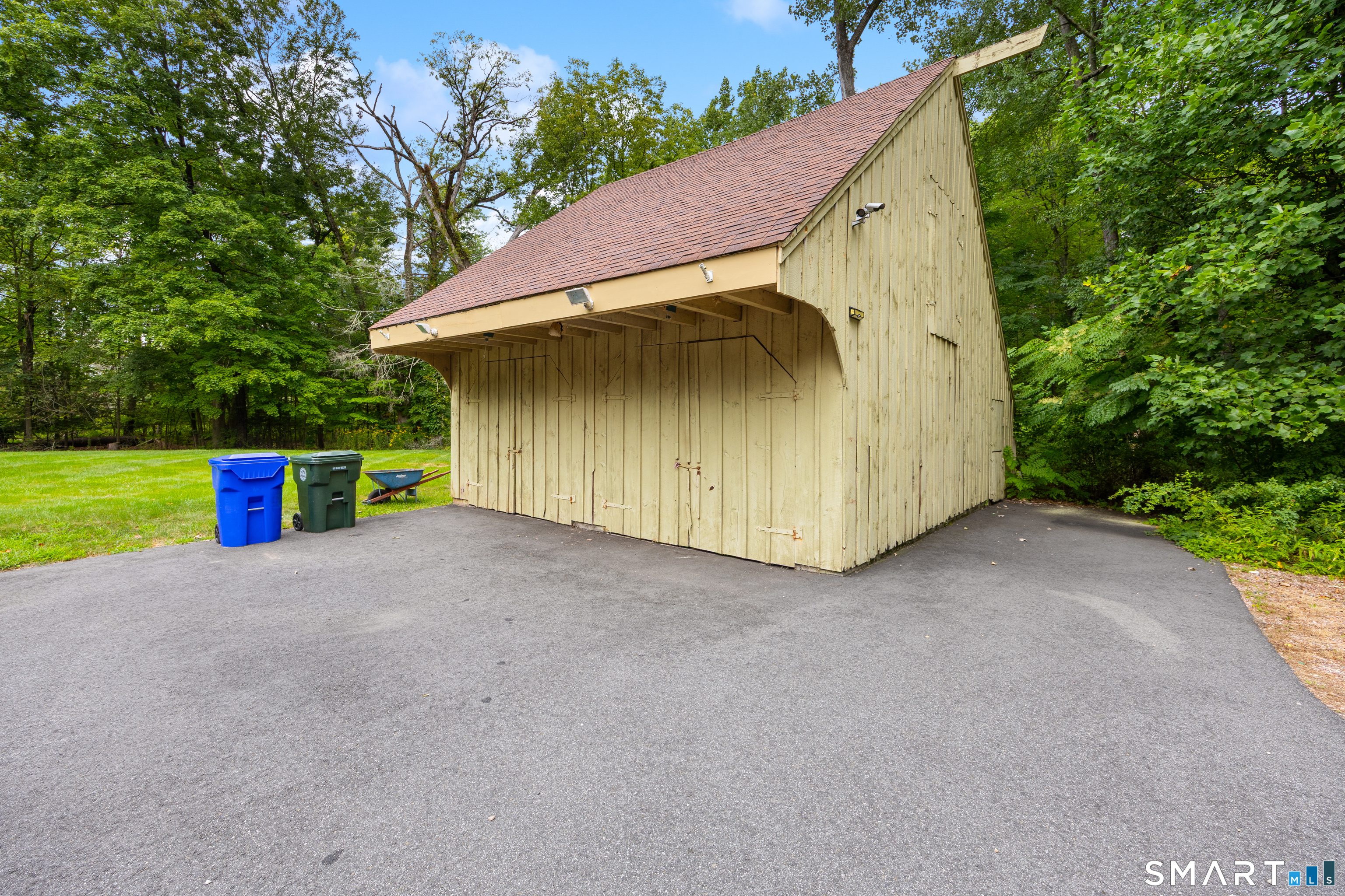 100 Mulcahy Drive Property Photo 29