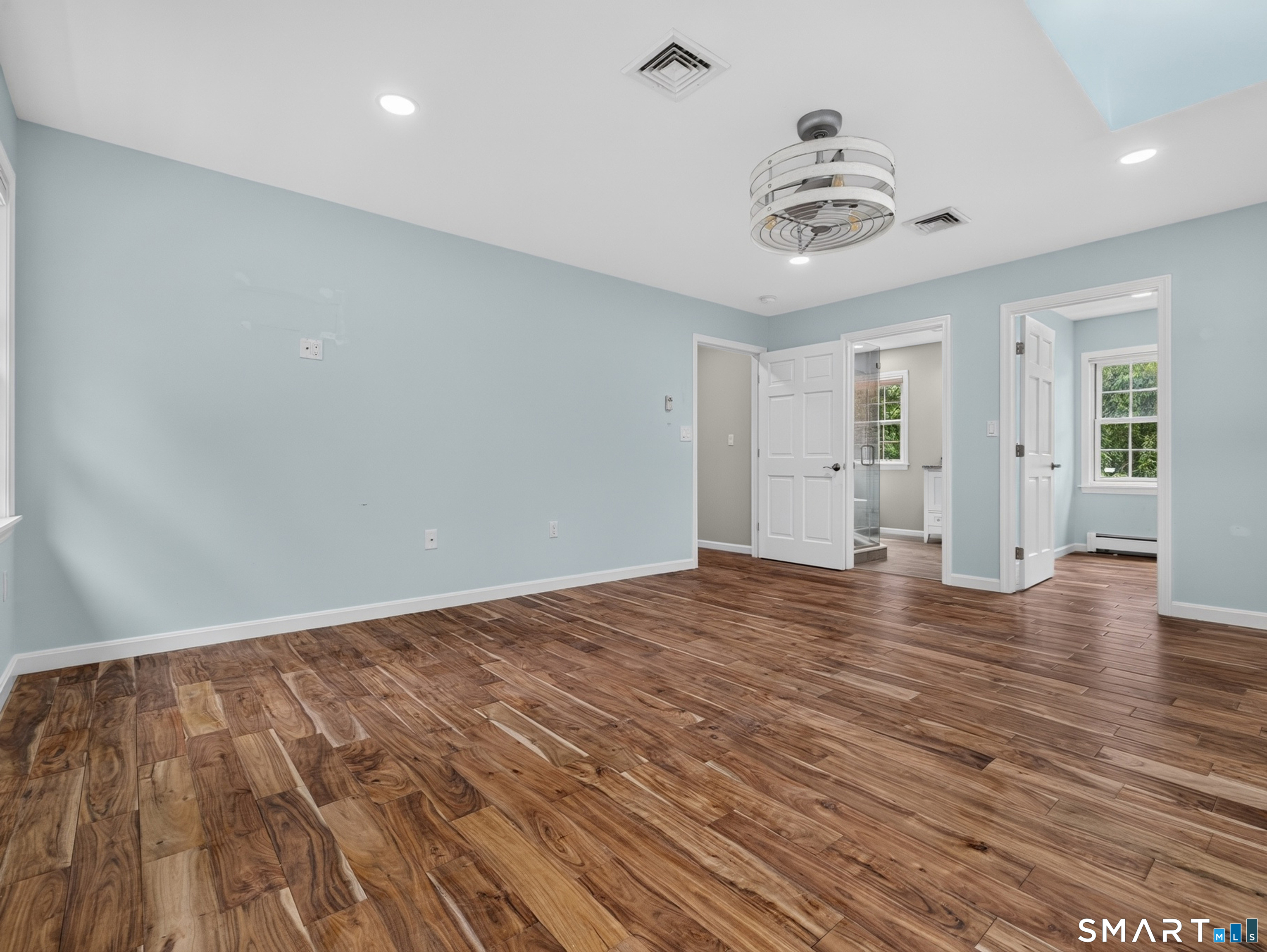 16 Cardinal Road Property Photo 28