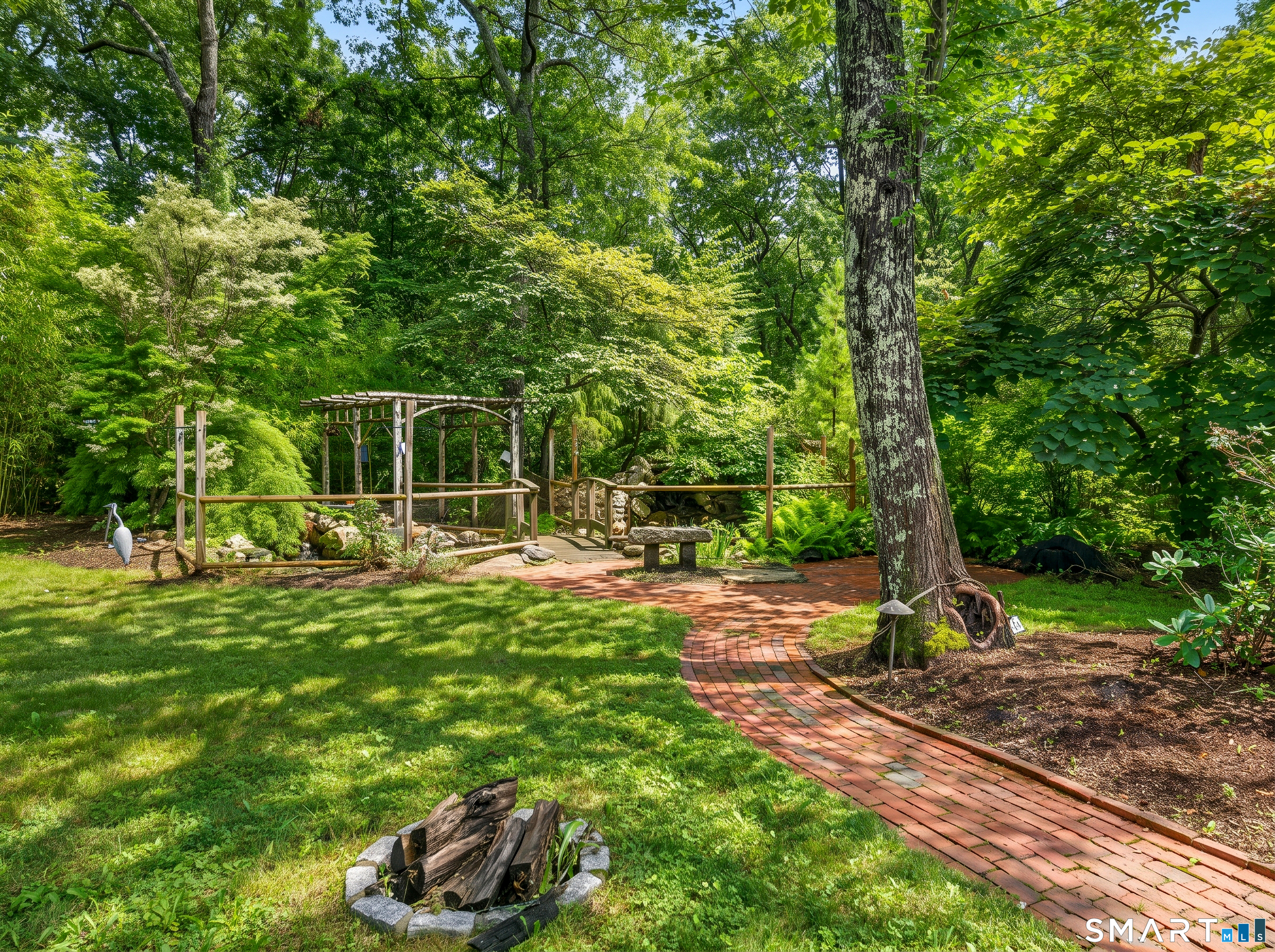 16 Cardinal Road Property Photo 37
