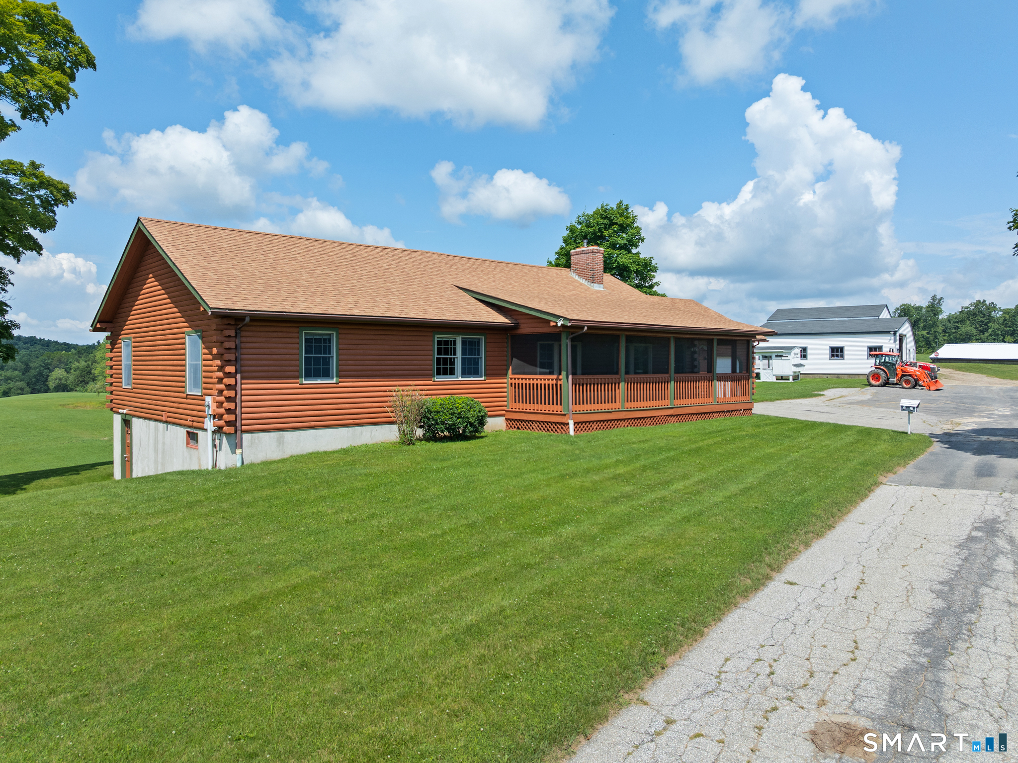 60 Dunay Road Property Photo 5