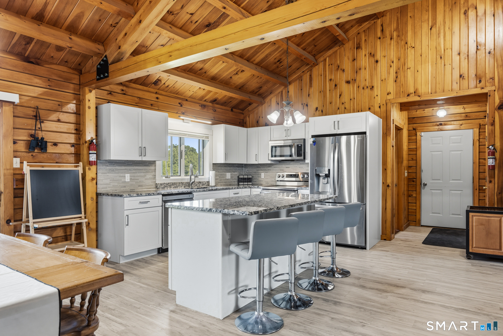60 Dunay Road Property Photo 13
