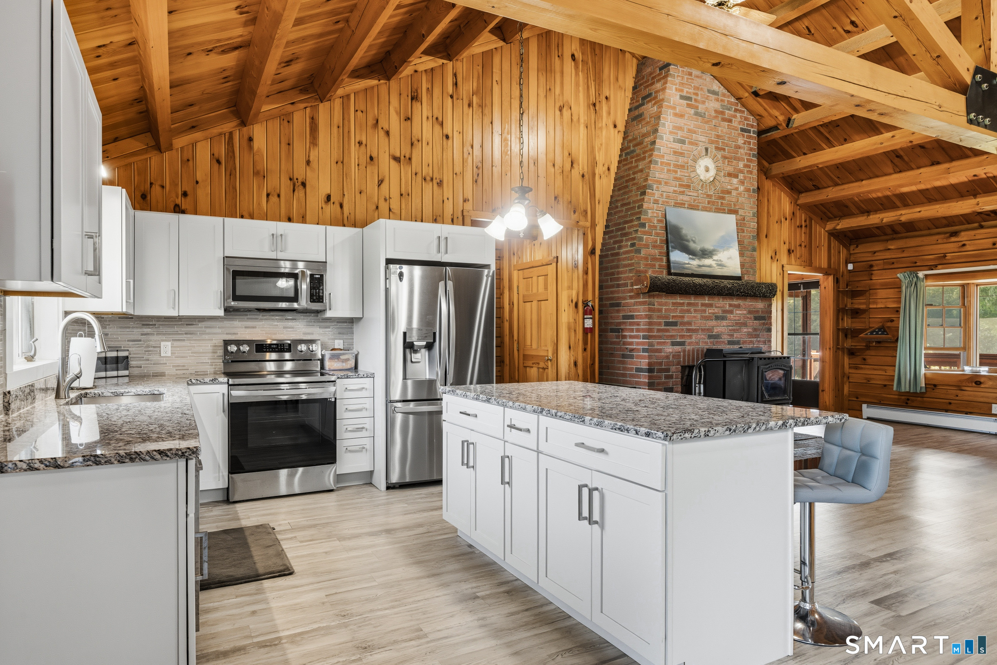 60 Dunay Road Property Photo 14