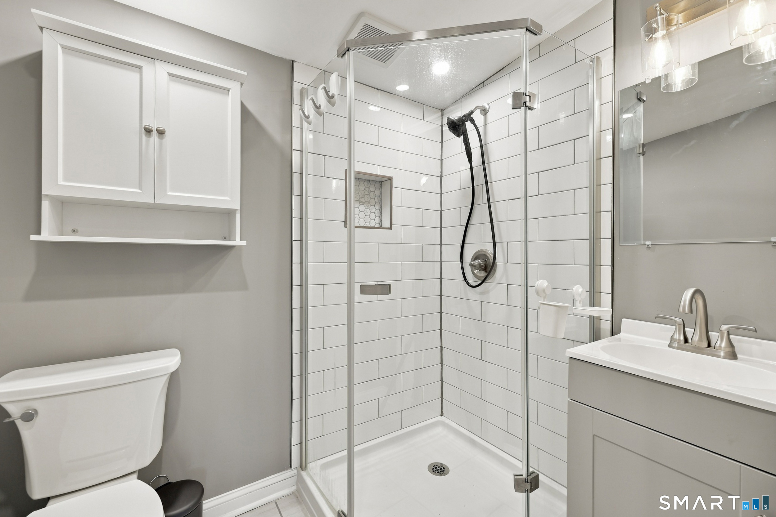 430 North Street Property Photo 40