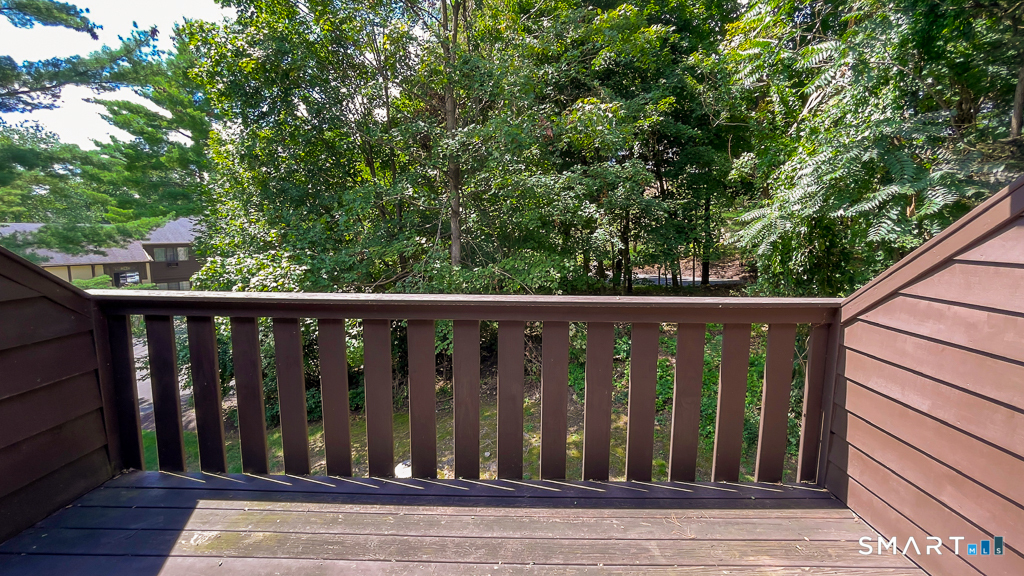 5 Falmouth 5 Court Property Photo 6