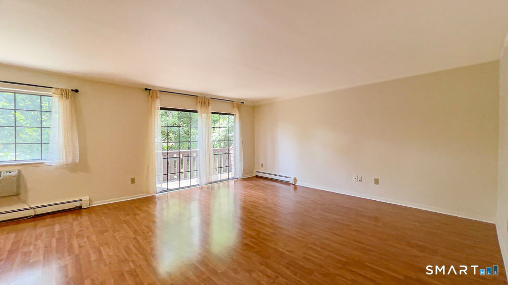 5 Falmouth 5 Court Property Photo 9