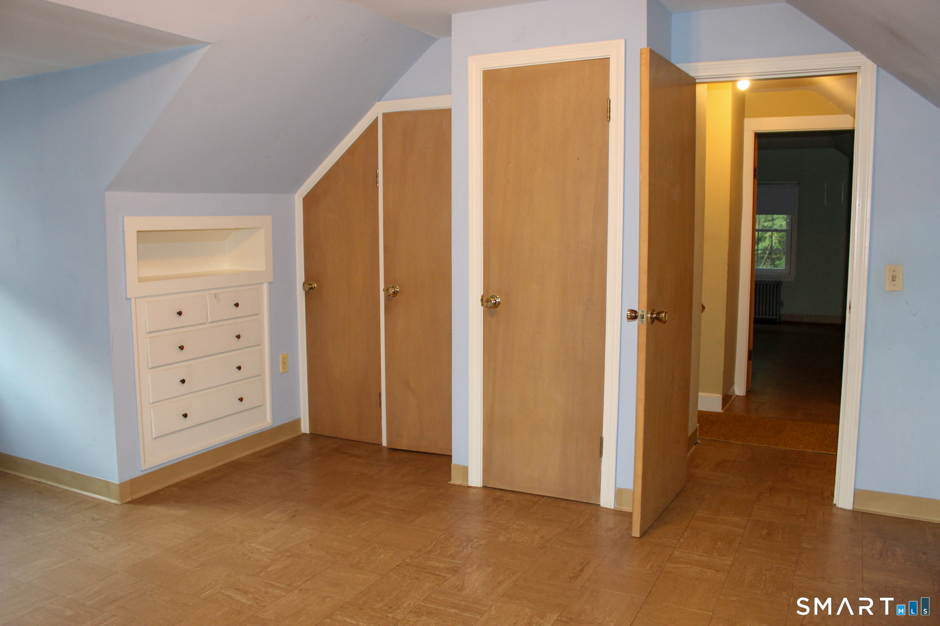 303 Riverside Drive Property Photo 21