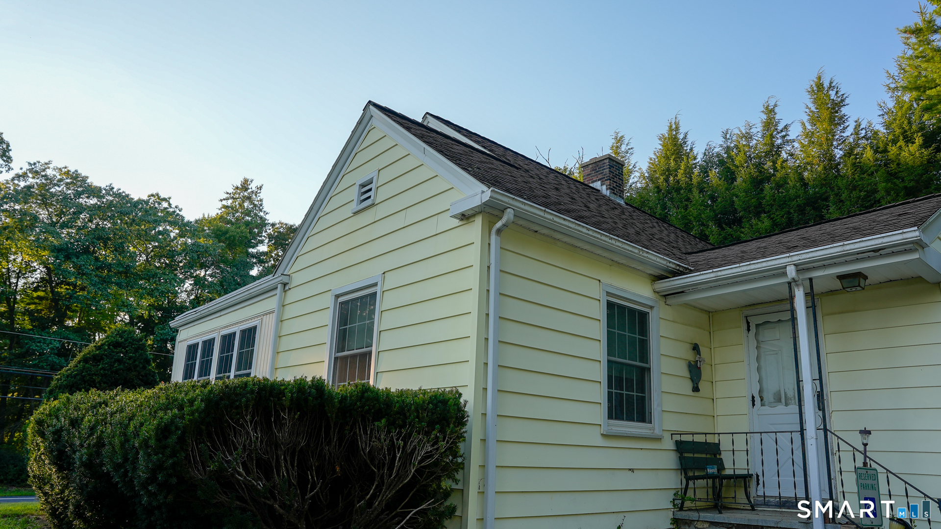 303 Riverside Drive Property Photo 38